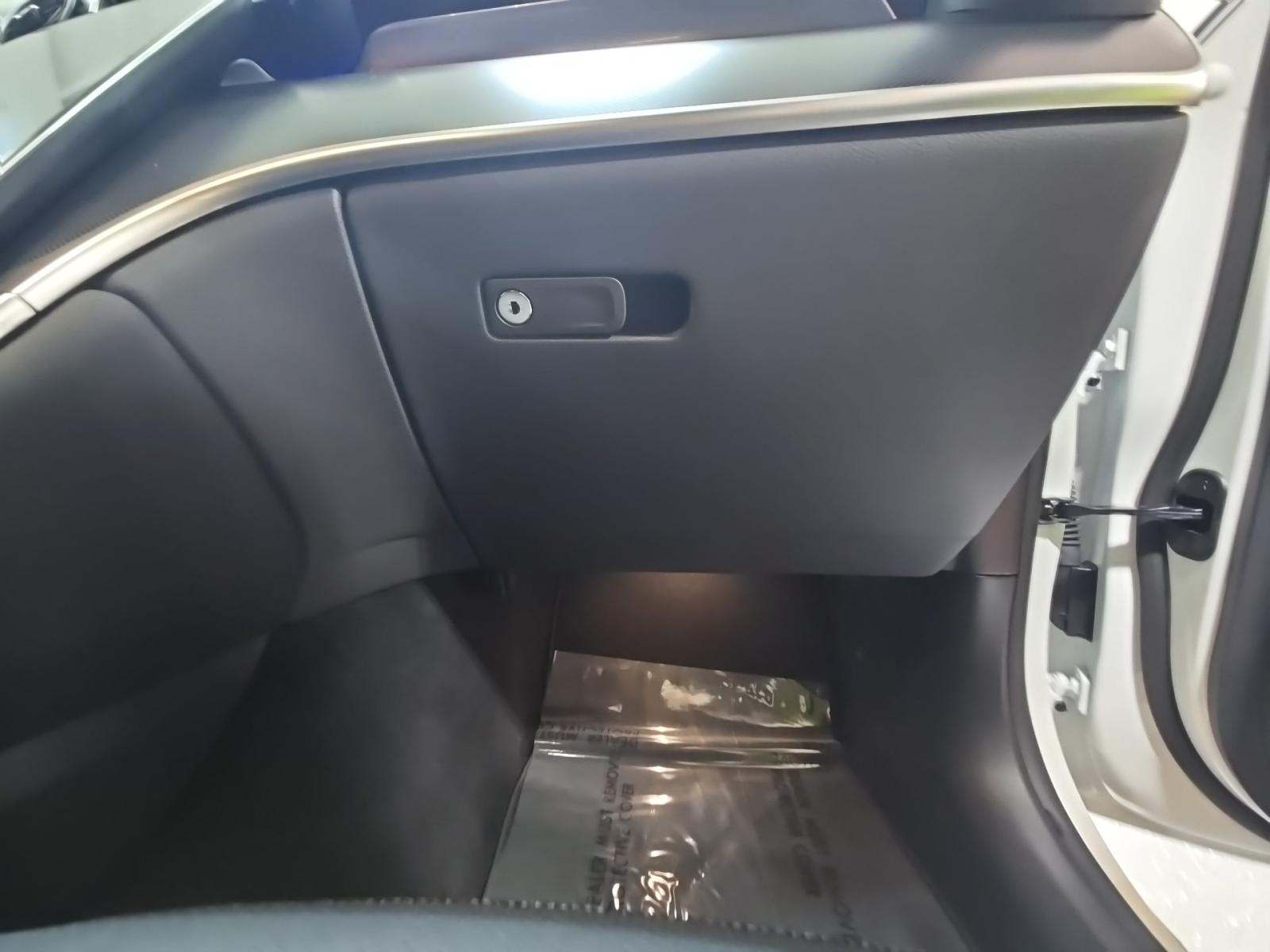 2024 Mercedes-Benz GLC GLC 300 AWD