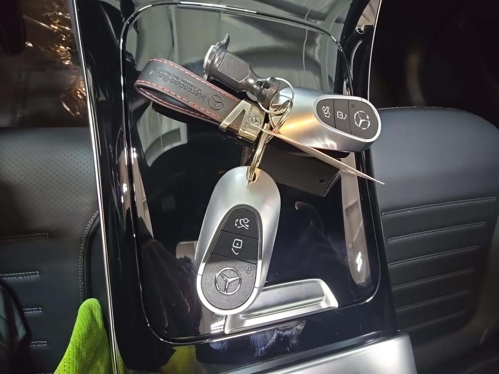 2024 Mercedes-Benz GLC GLC 300 AWD