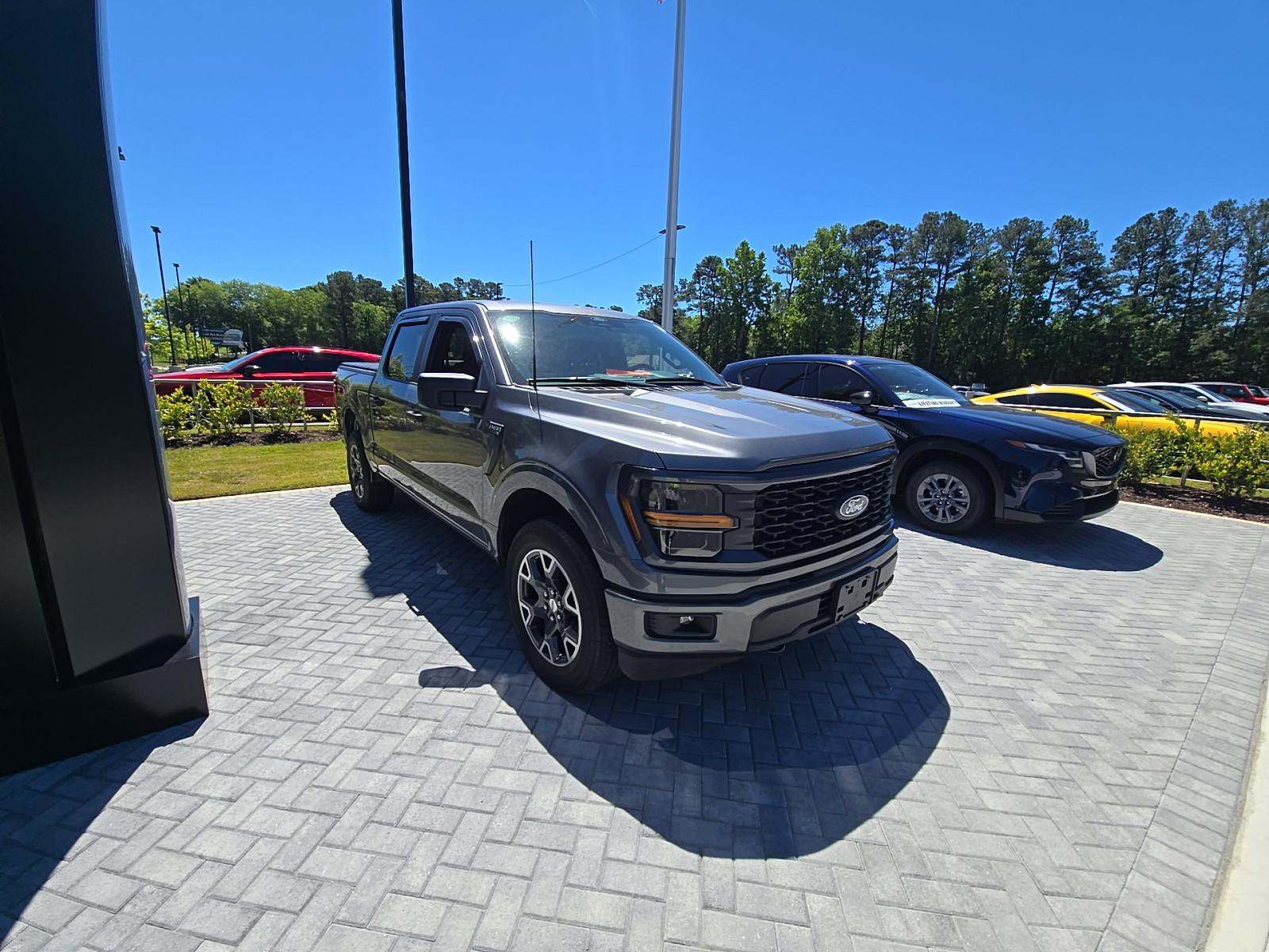 FORD F-150 - 4