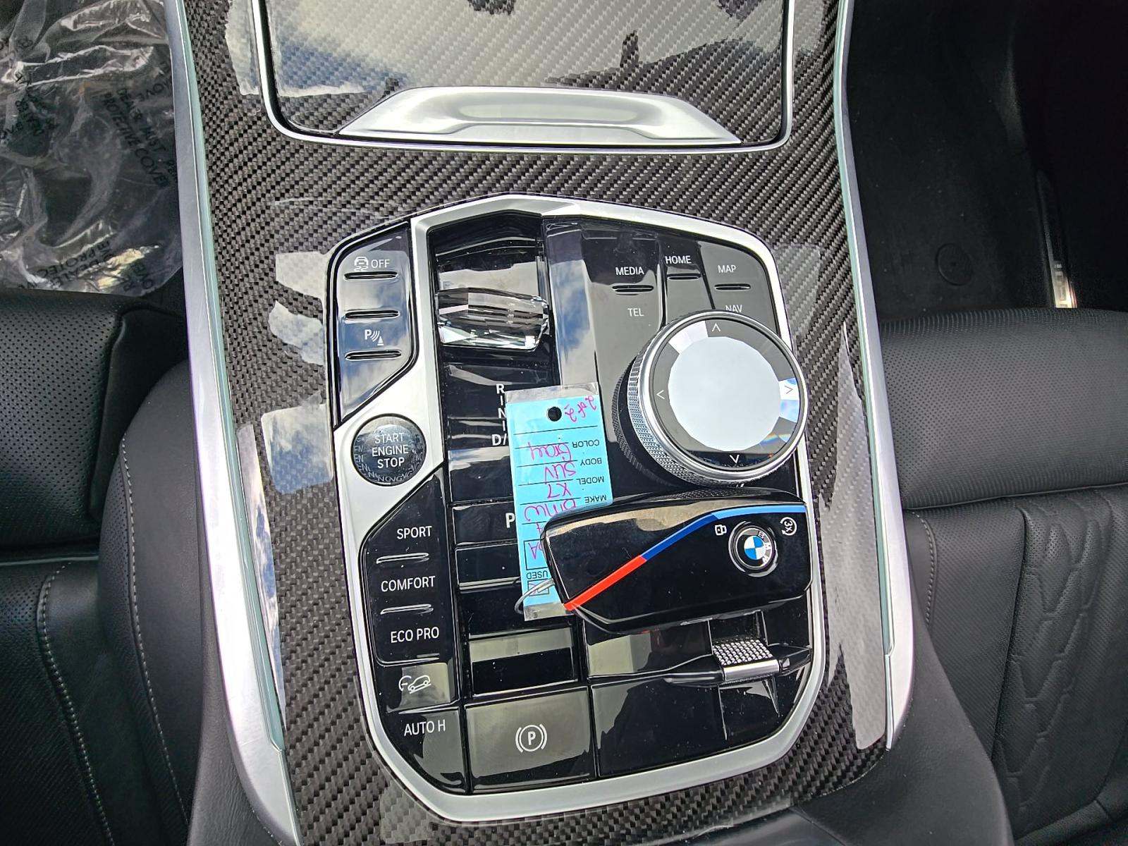 2024 BMW X7 M60i AWD