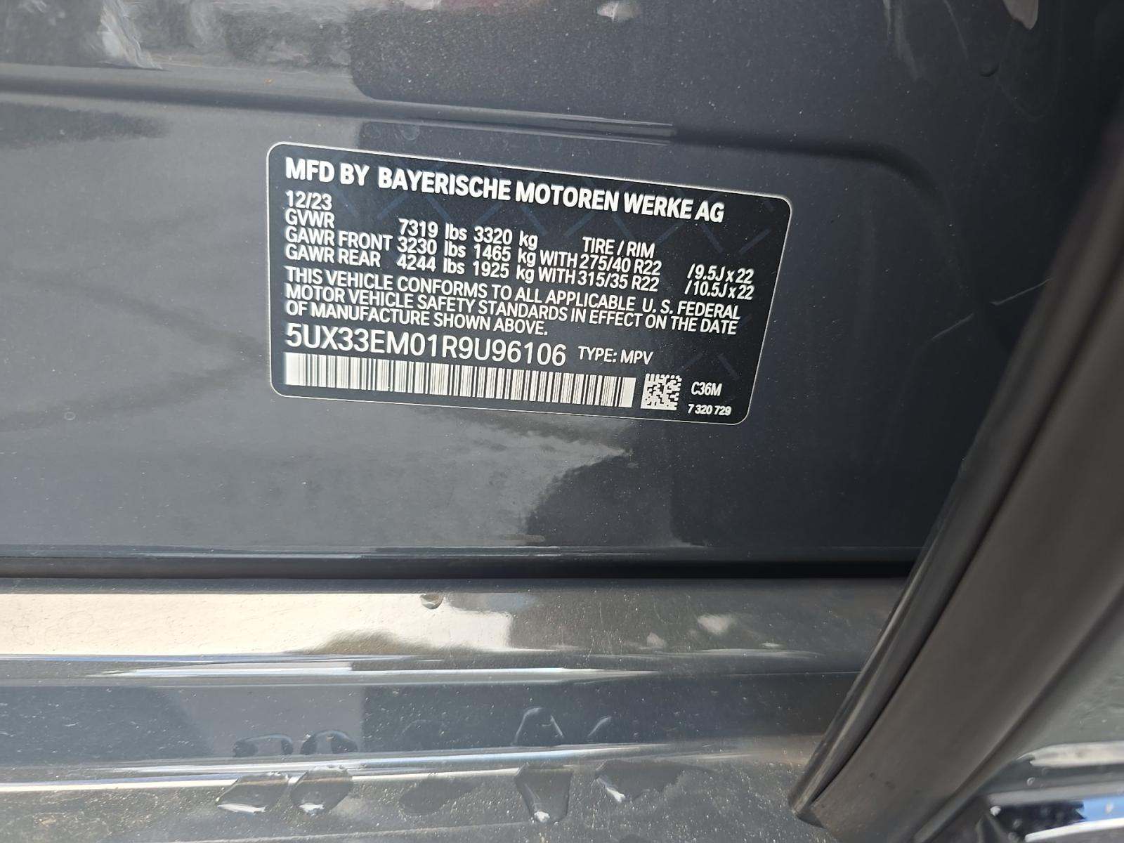 2024 BMW X7 M60i AWD