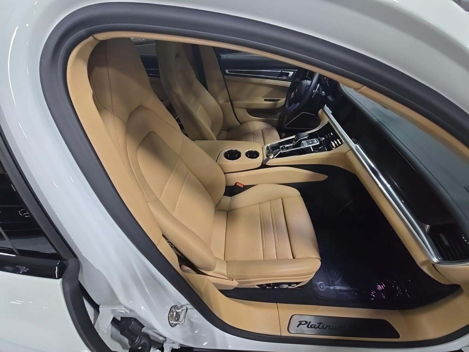 2023 Porsche Panamera Platinum Edition RWD