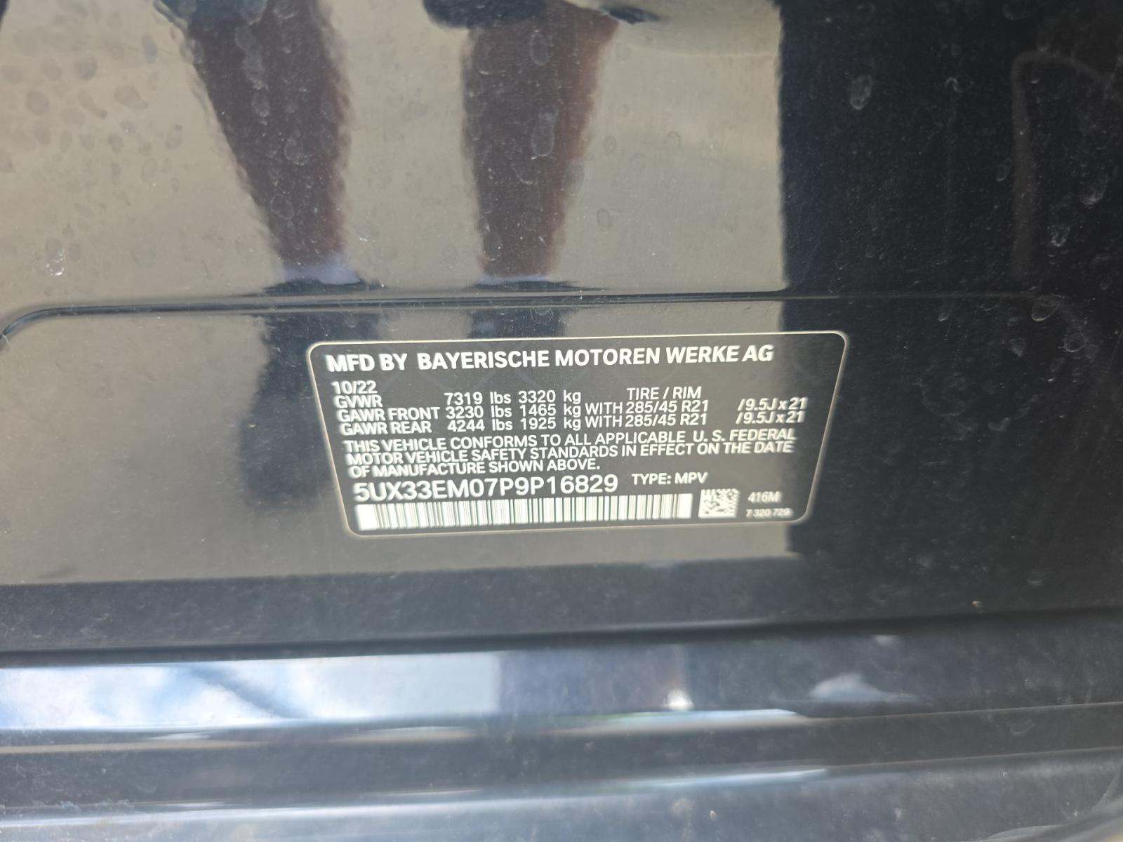 2023 BMW X7 M60i AWD