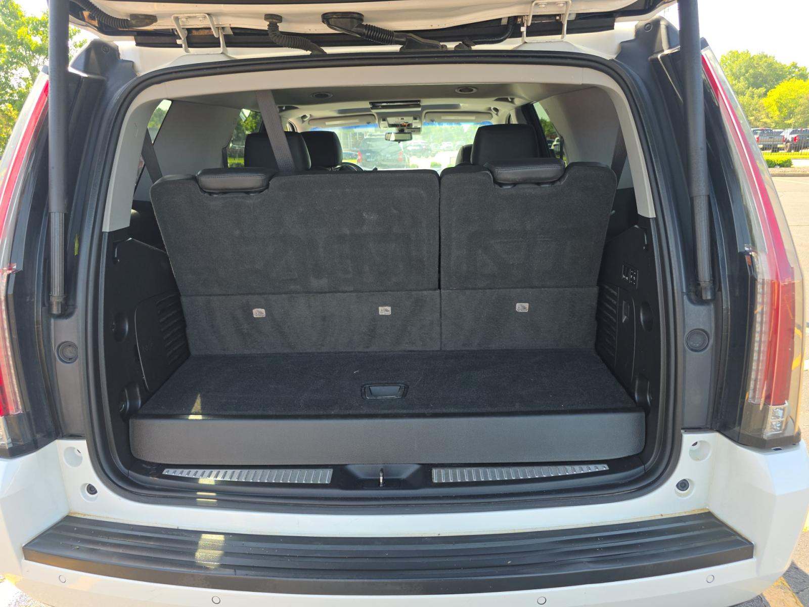 2019 Cadillac Escalade Luxury AWD