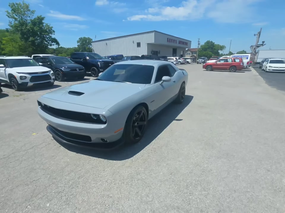 2022 Dodge Challenger R/T RWD