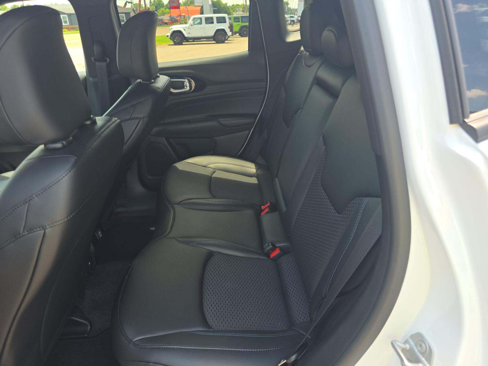 2026 Jeep Compass Latitude Altitude Edition AWD