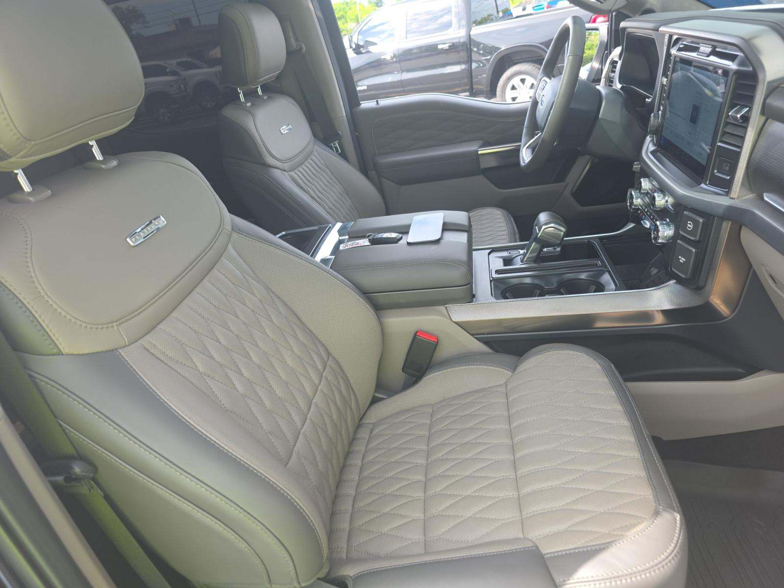 2025 Ford F-150 Hybrid Platinum AWD