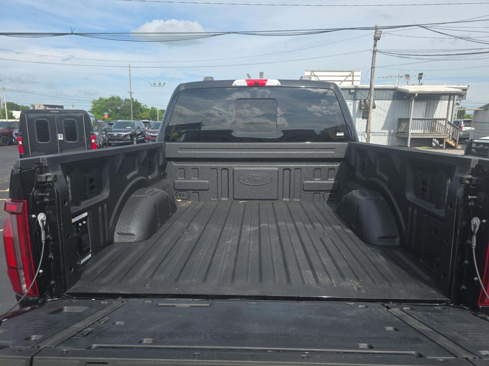 2025 Ford F-150 Hybrid Platinum AWD