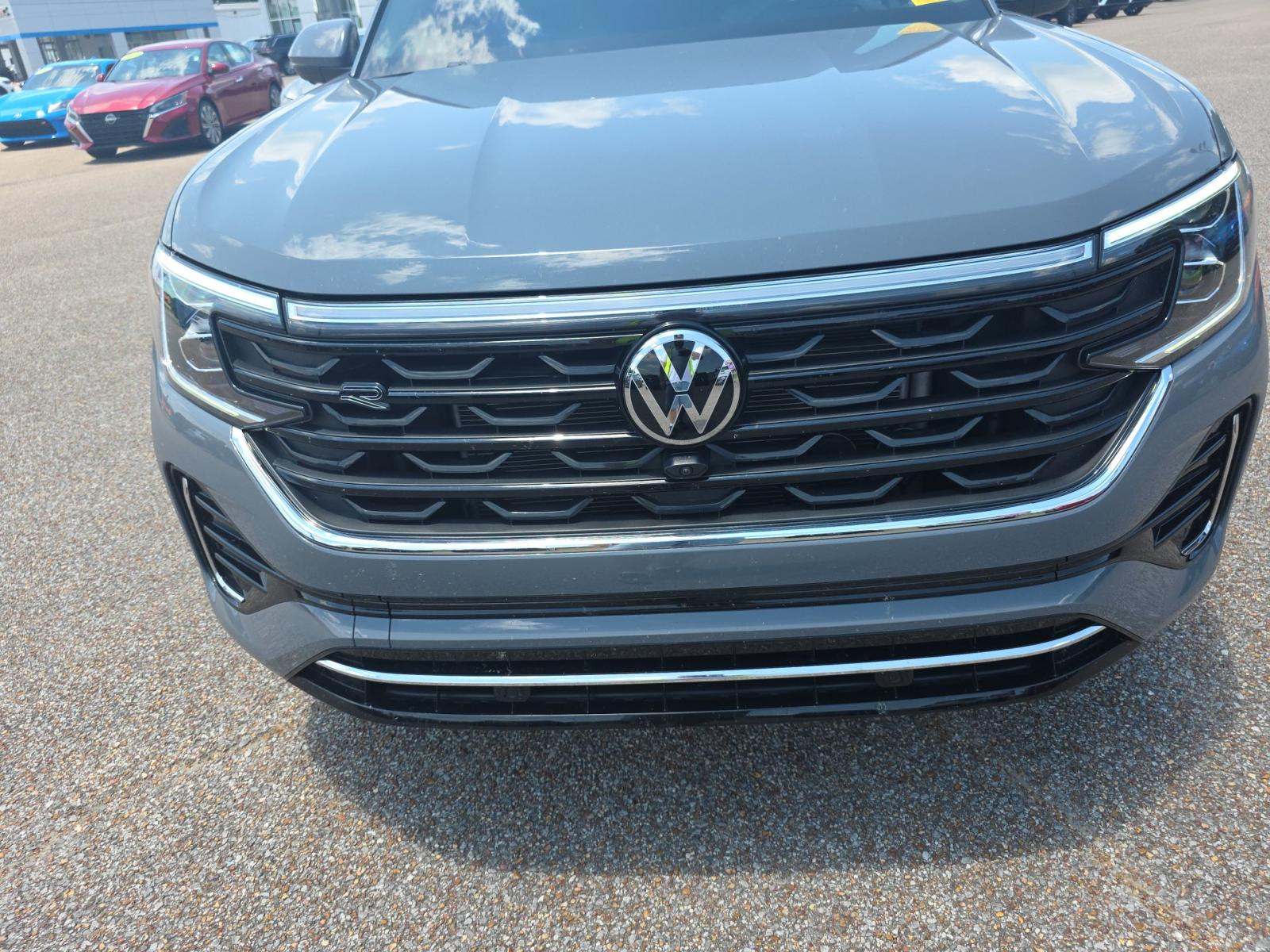 2025 Volkswagen Atlas 2.0T SEL Premium R-Line AWD