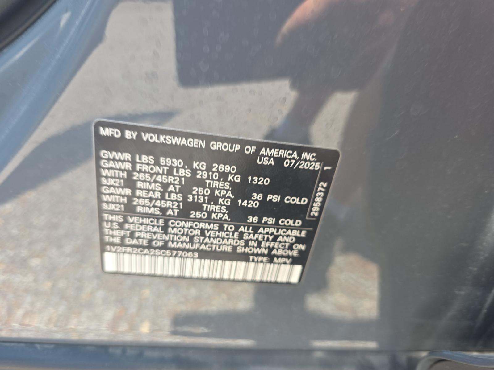 2025 Volkswagen Atlas 2.0T SEL Premium R-Line AWD
