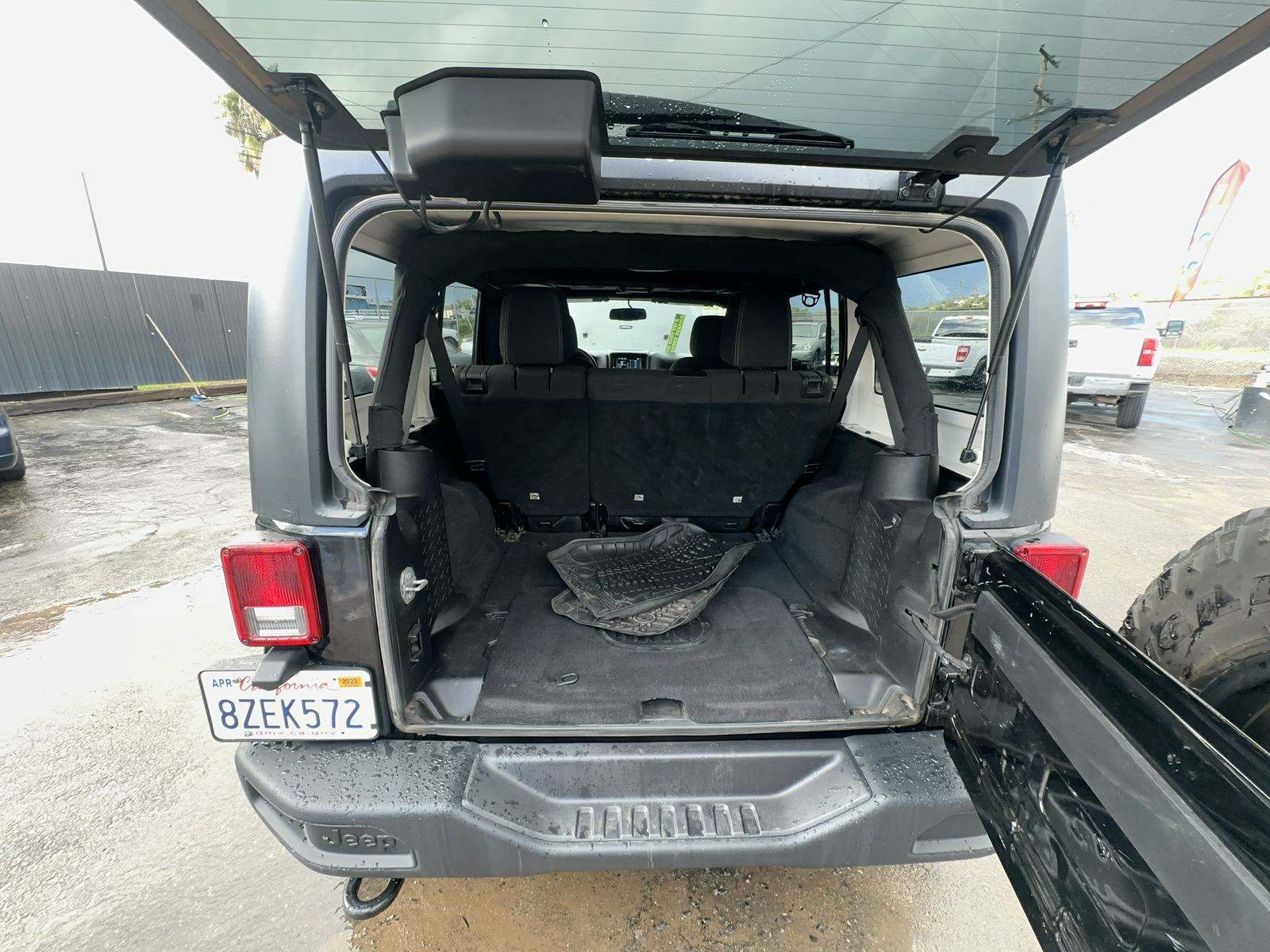 2015 Jeep Wrangler Sahara AWD