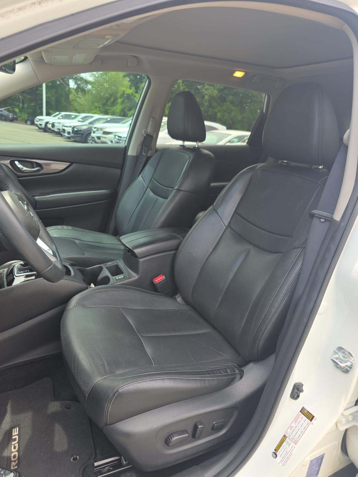 2017 Nissan Rogue SL FWD
