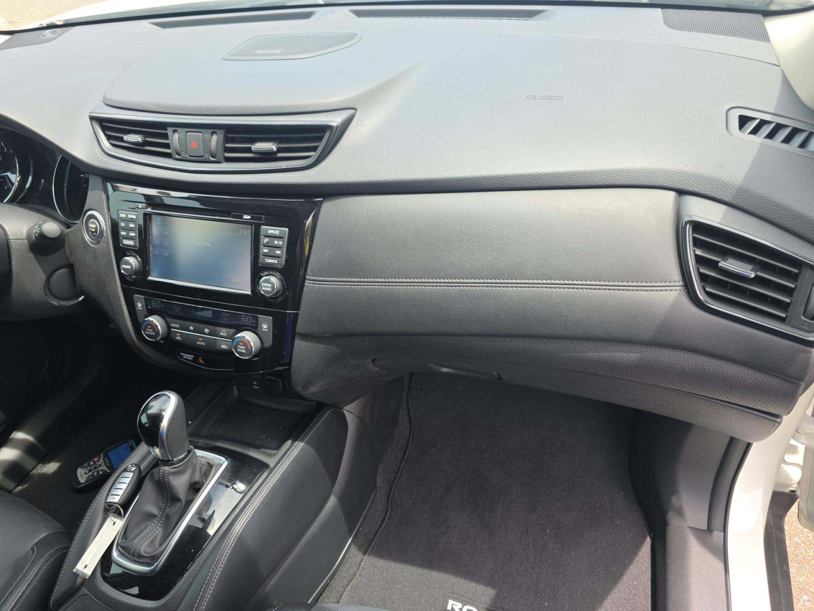2017 Nissan Rogue SL FWD