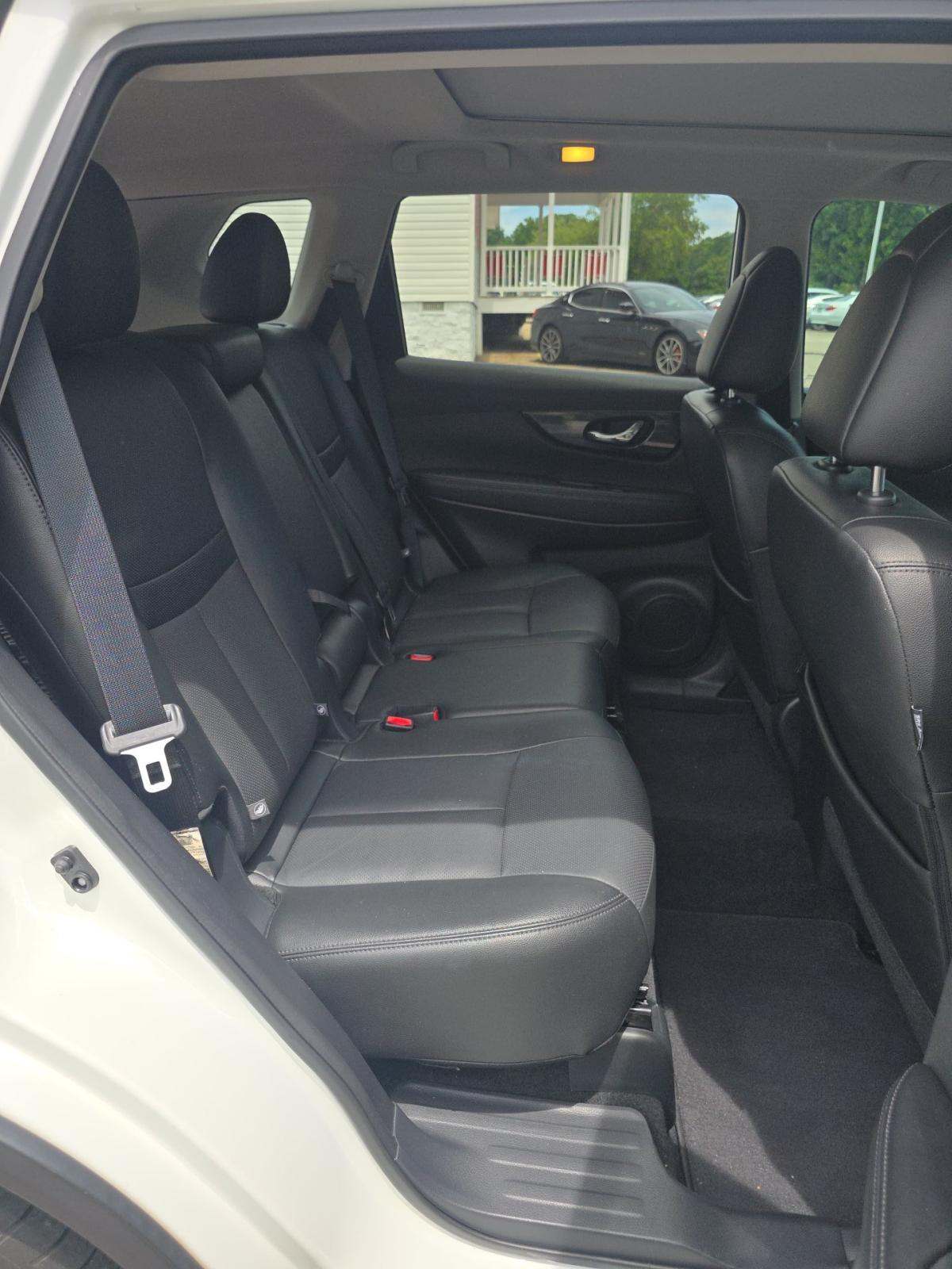 2017 Nissan Rogue SL FWD