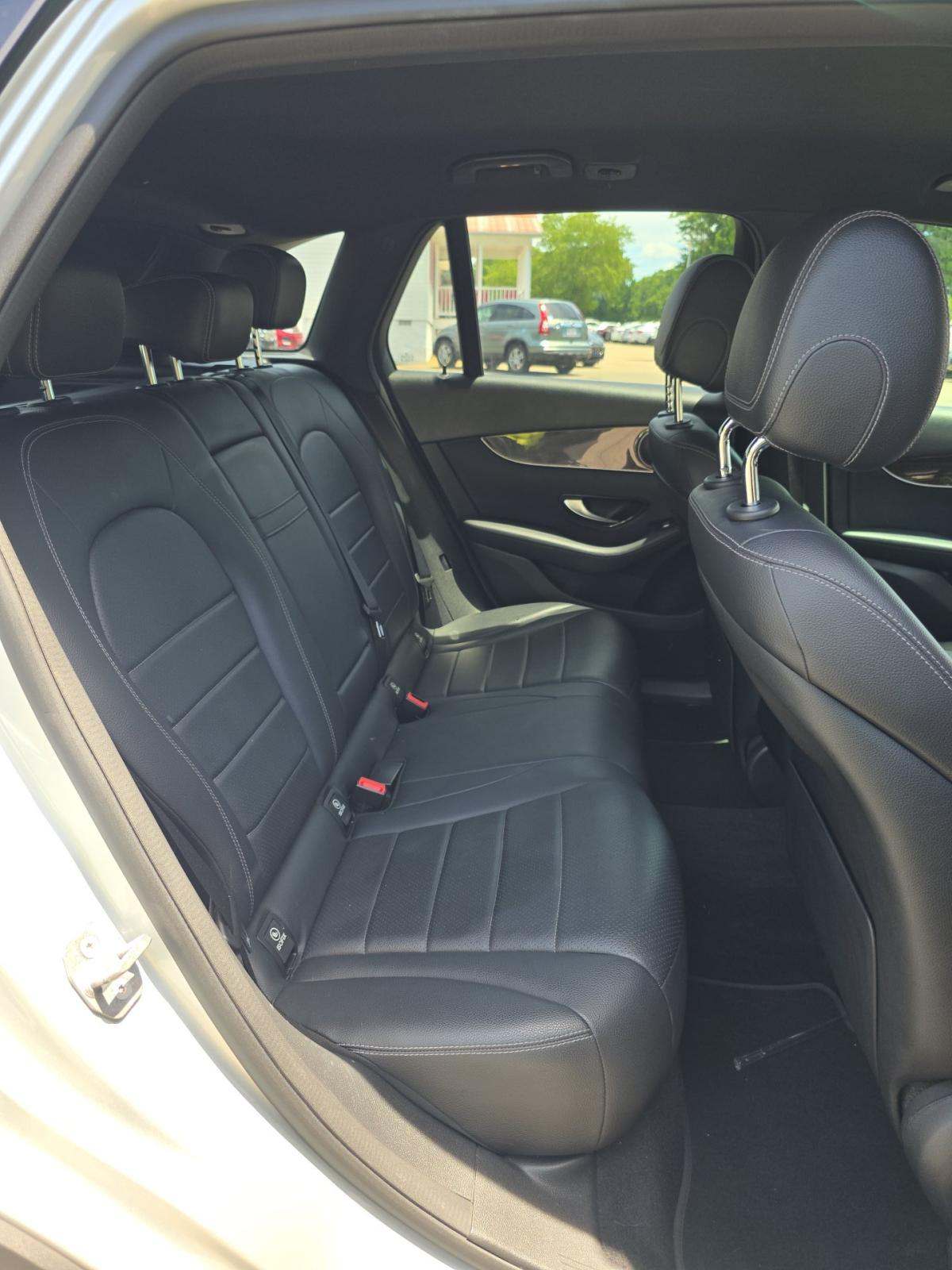 2020 Mercedes-Benz GLC GLC 300 RWD