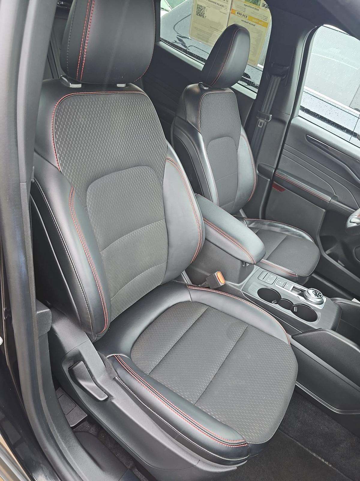 2025 Ford Escape ST-Line FWD