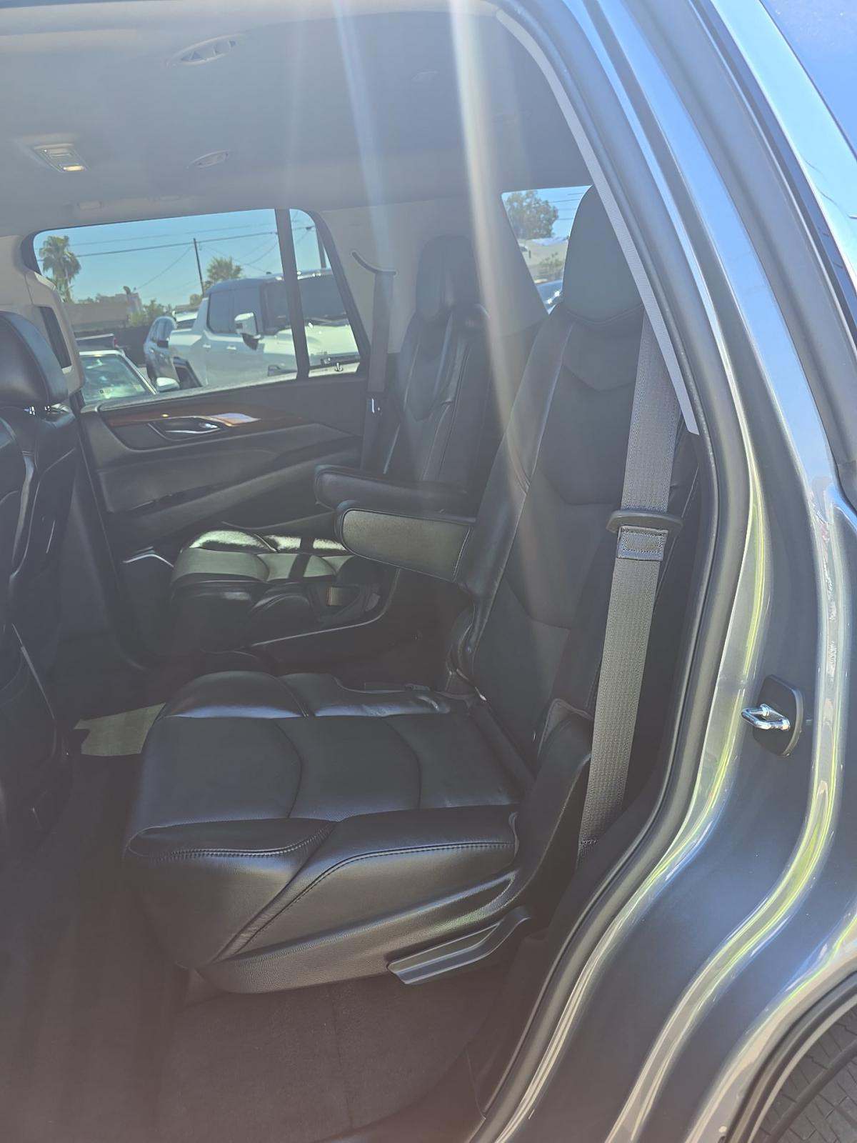 2018 Cadillac Escalade Luxury AWD