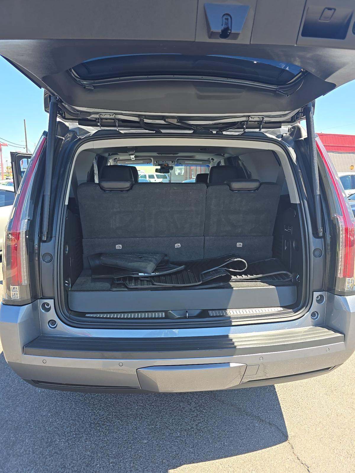 2018 Cadillac Escalade Luxury AWD