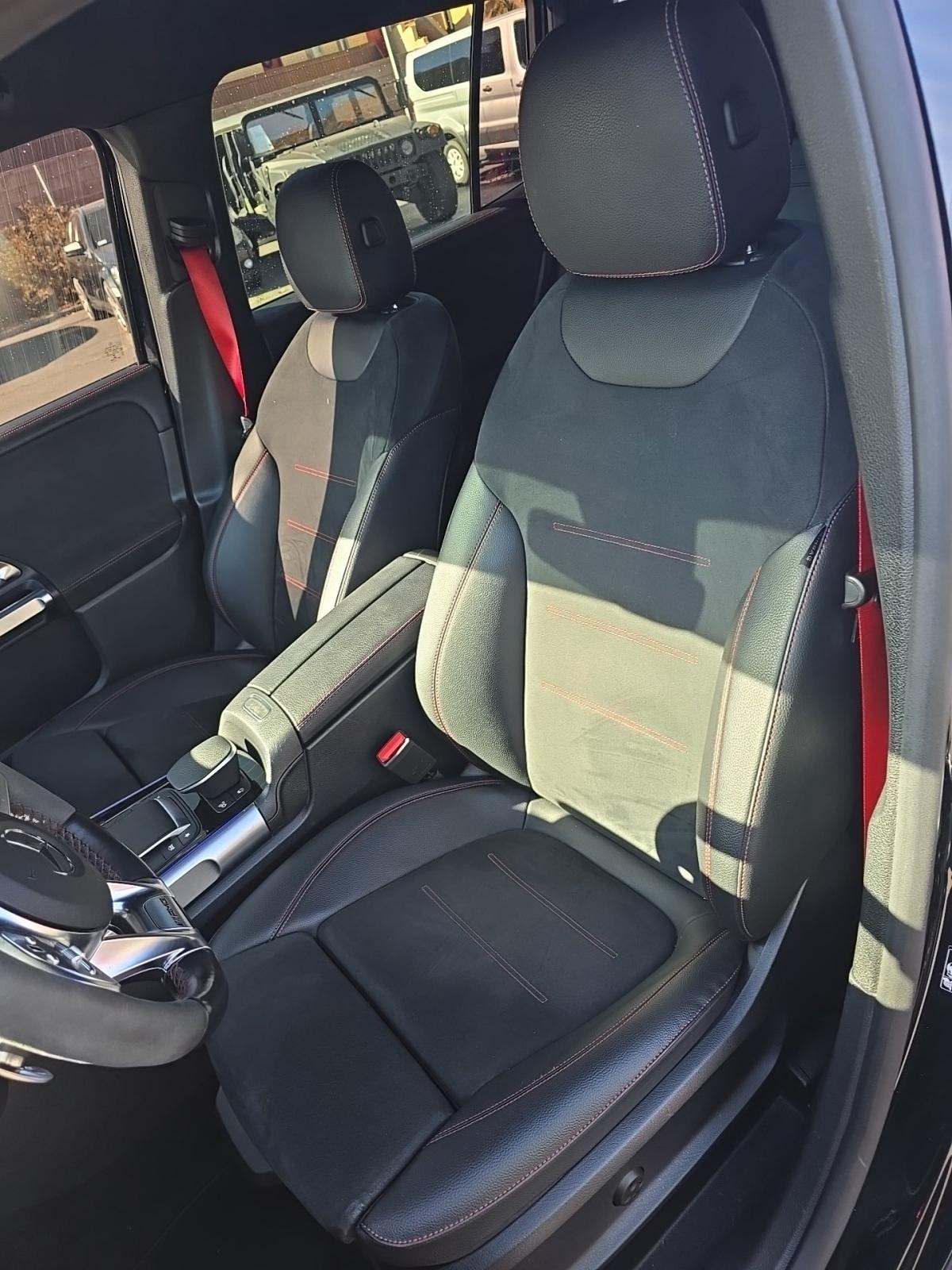 2023 Mercedes-Benz GLB AMG GLB 35 AWD