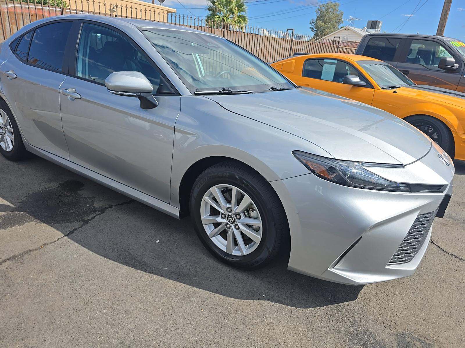 2025 Toyota Camry LE FWD
