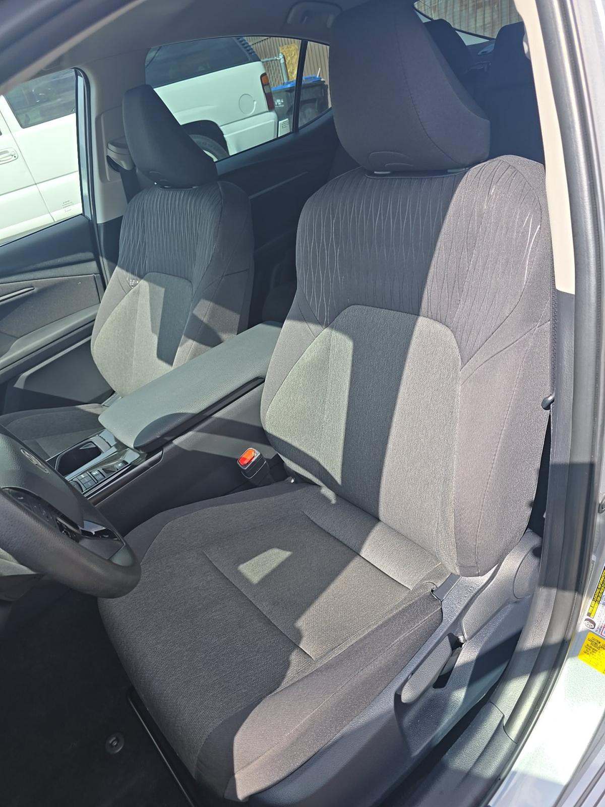 2025 Toyota Camry LE FWD