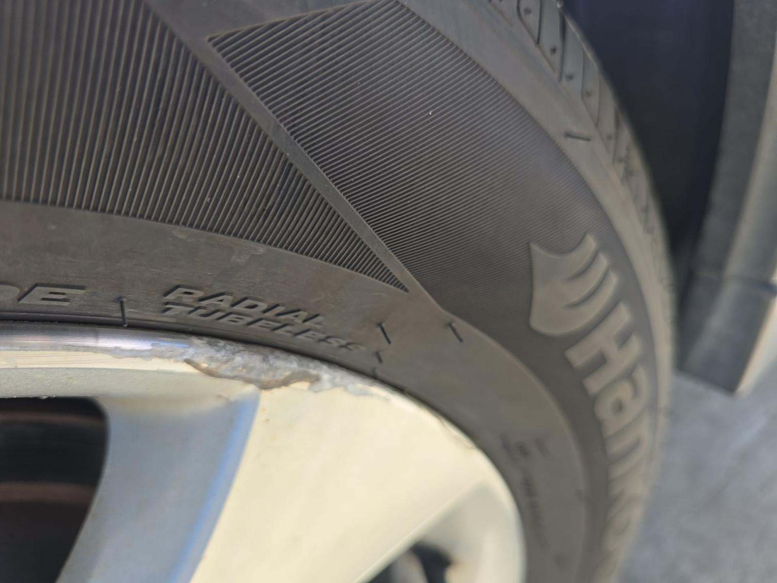 2013 Subaru Outback 2.5i Limited AWD