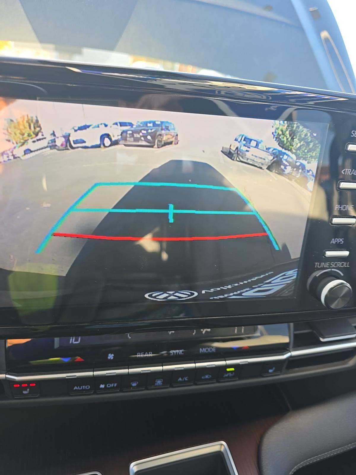 2023 Toyota Sienna XLE FWD