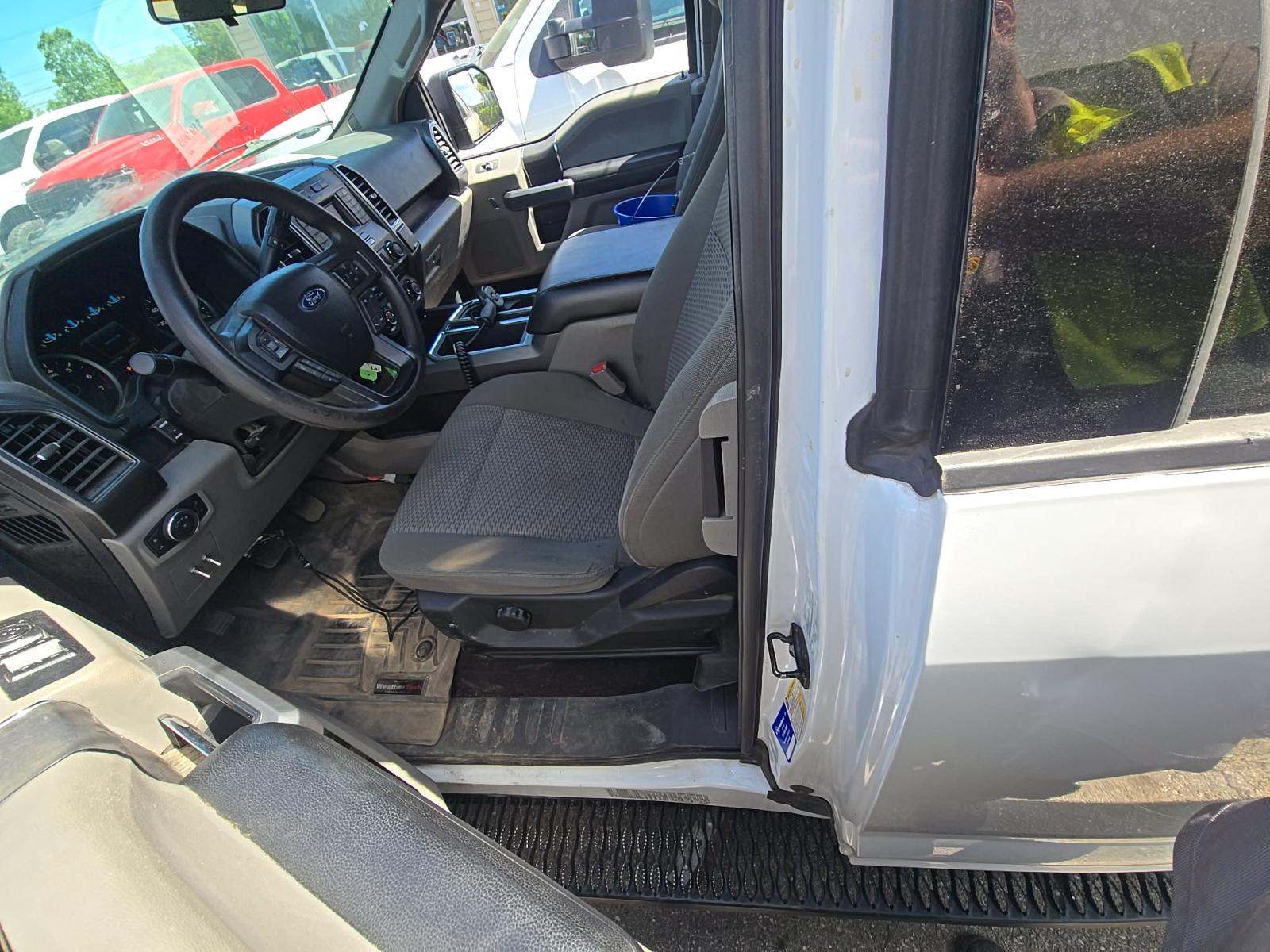 2017 Ford F-150 XLT AWD