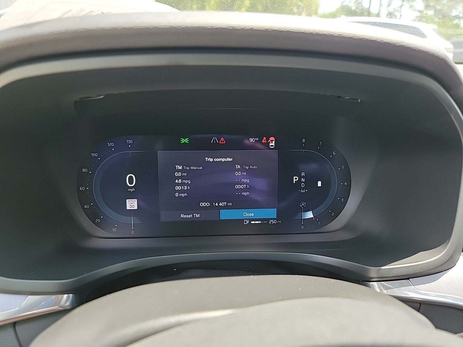 2025 Volvo S60 B5 Core FWD