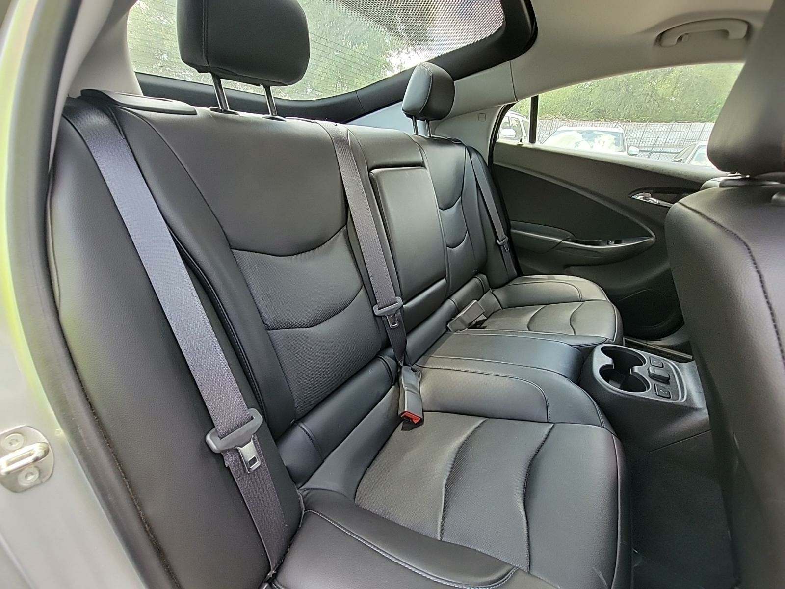 2016 Chevrolet Volt Premier FWD