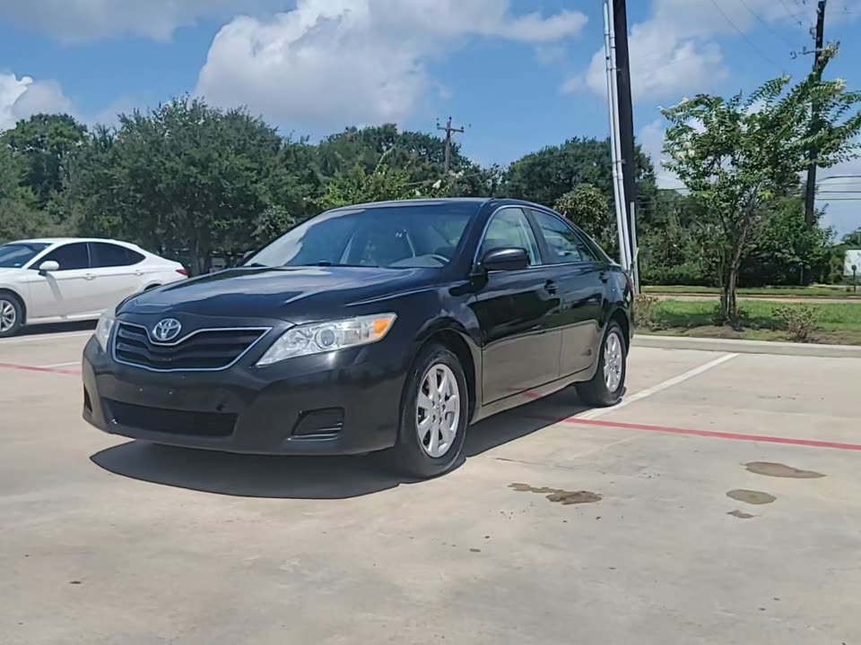 2011 Toyota Camry LE FWD