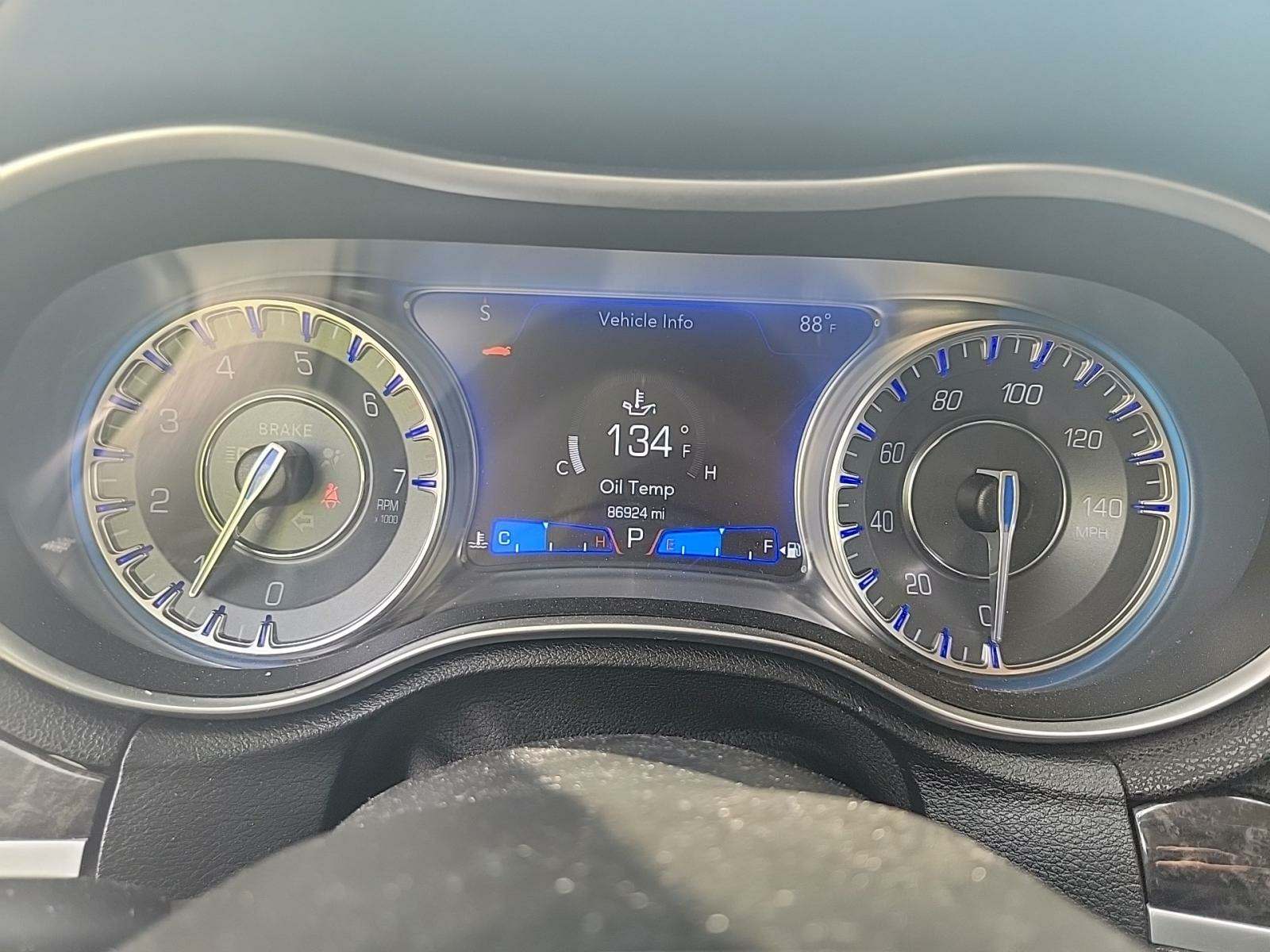 2021 Chrysler 300 Touring L AWD