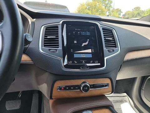 2021 Volvo XC90 Recharge T8 Inscription Expression AWD