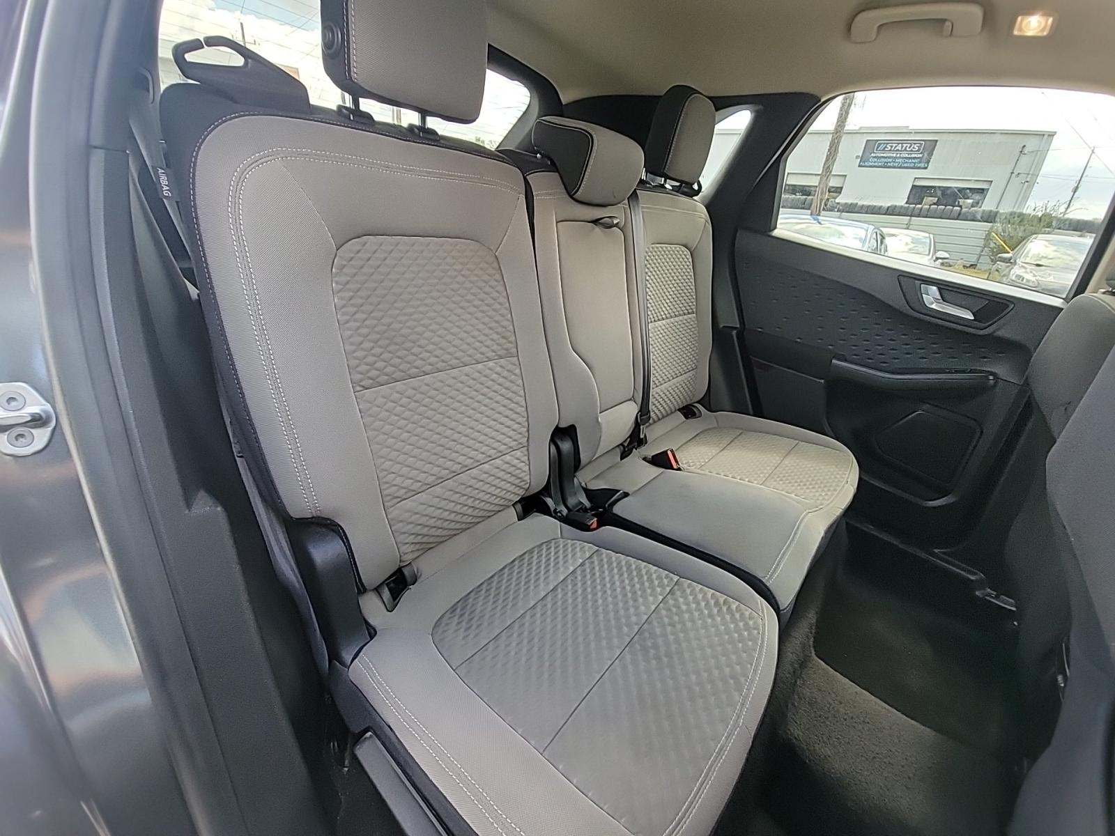 2020 Ford Escape SE FWD