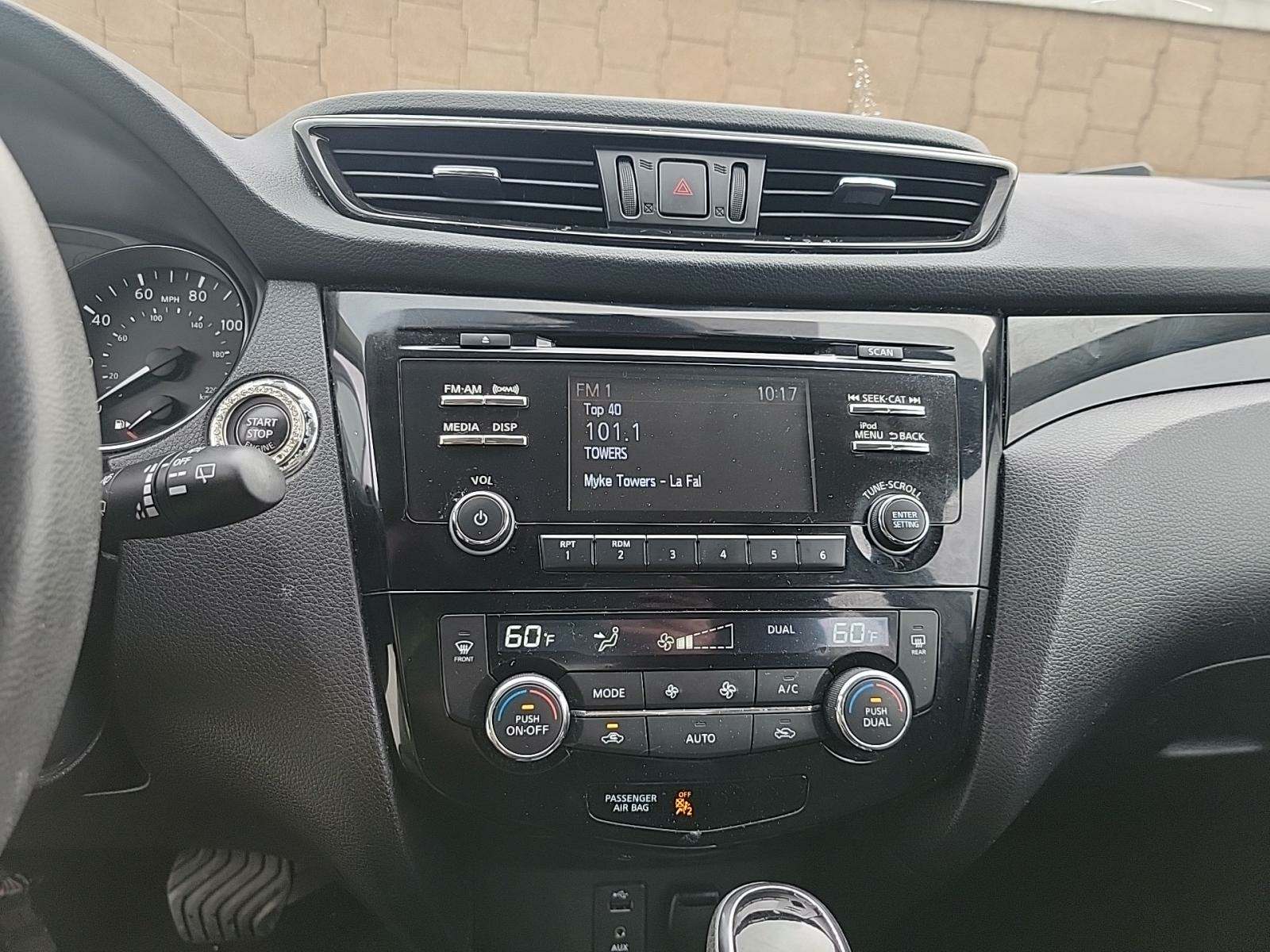 2018 Nissan Rogue Sport SV FWD