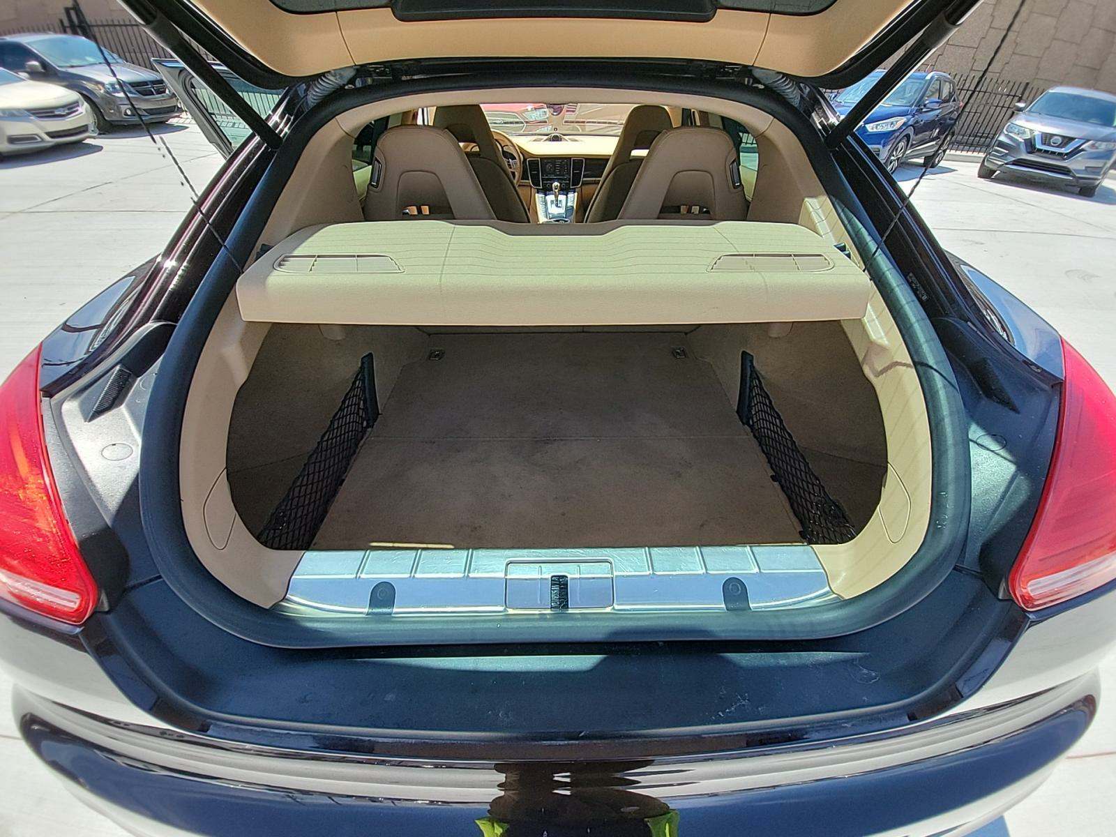 2015 Porsche Panamera S RWD