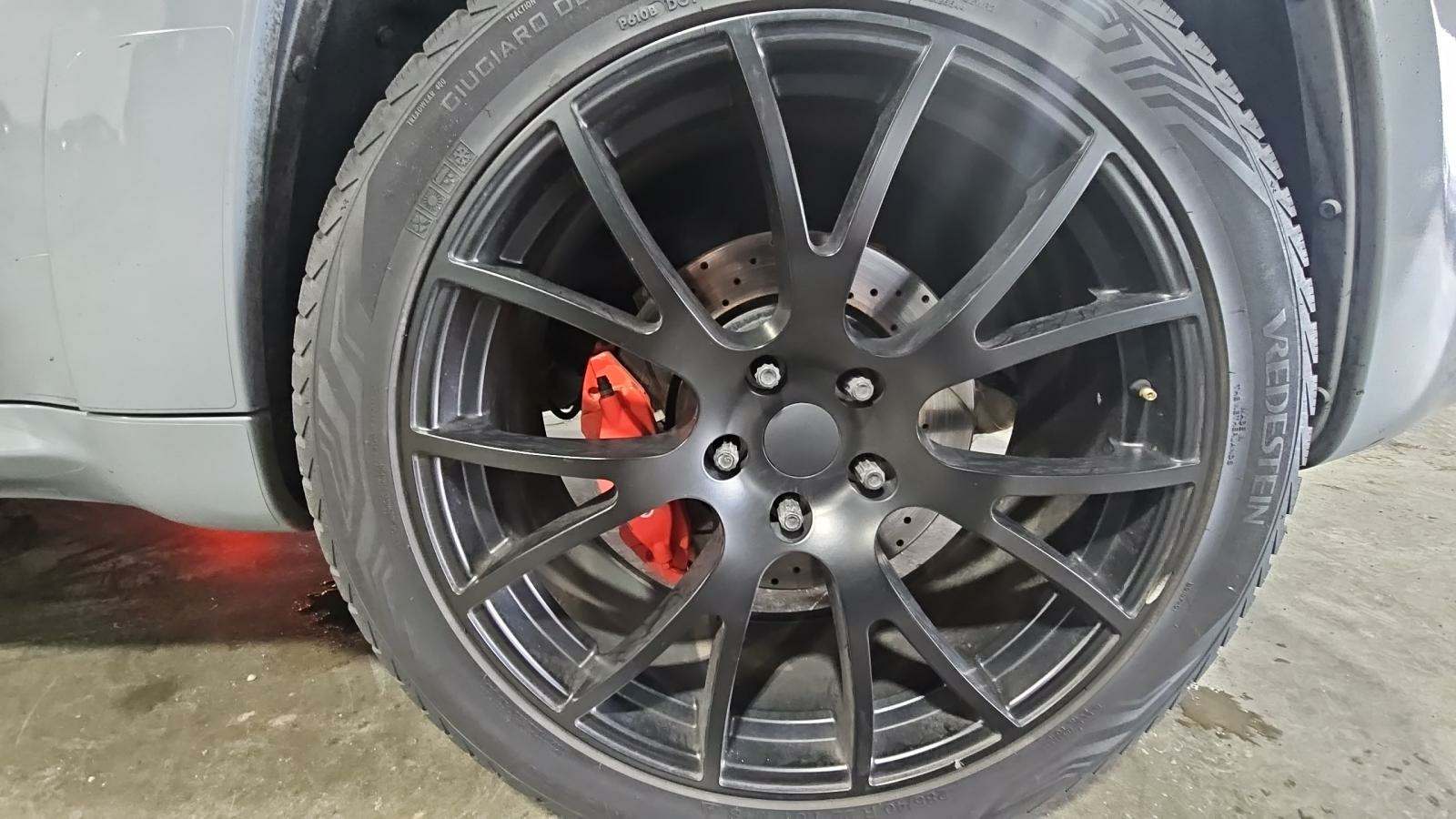 2015 Jeep Grand Cherokee SRT AWD