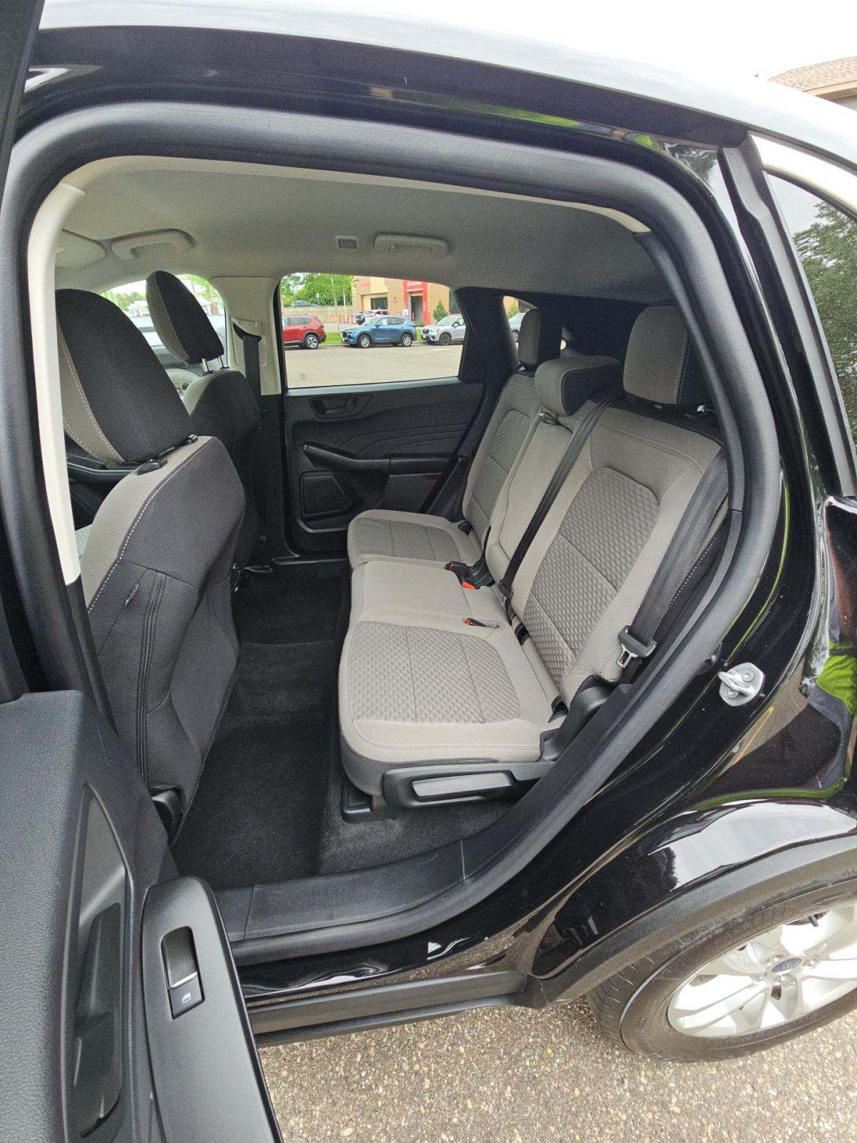 FORD ESCAPE - 9