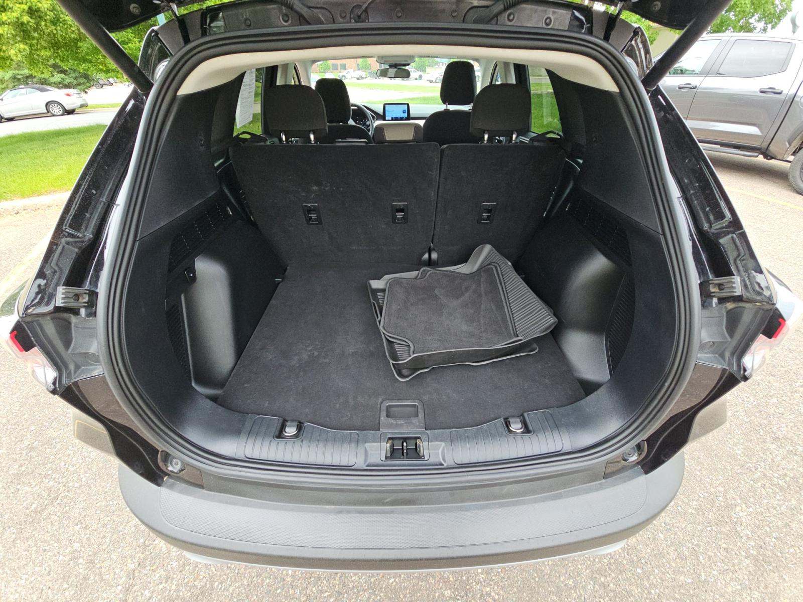 FORD ESCAPE - 10