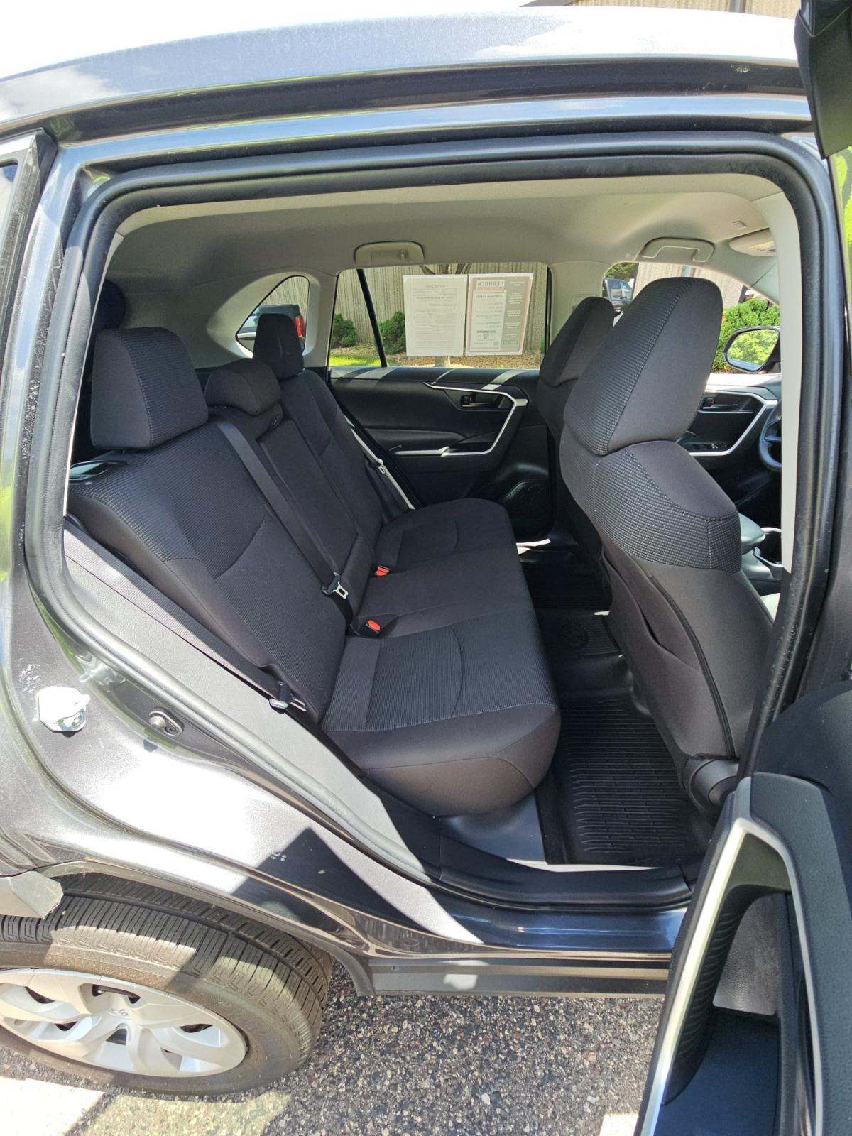 2023 Toyota RAV4 LE AWD