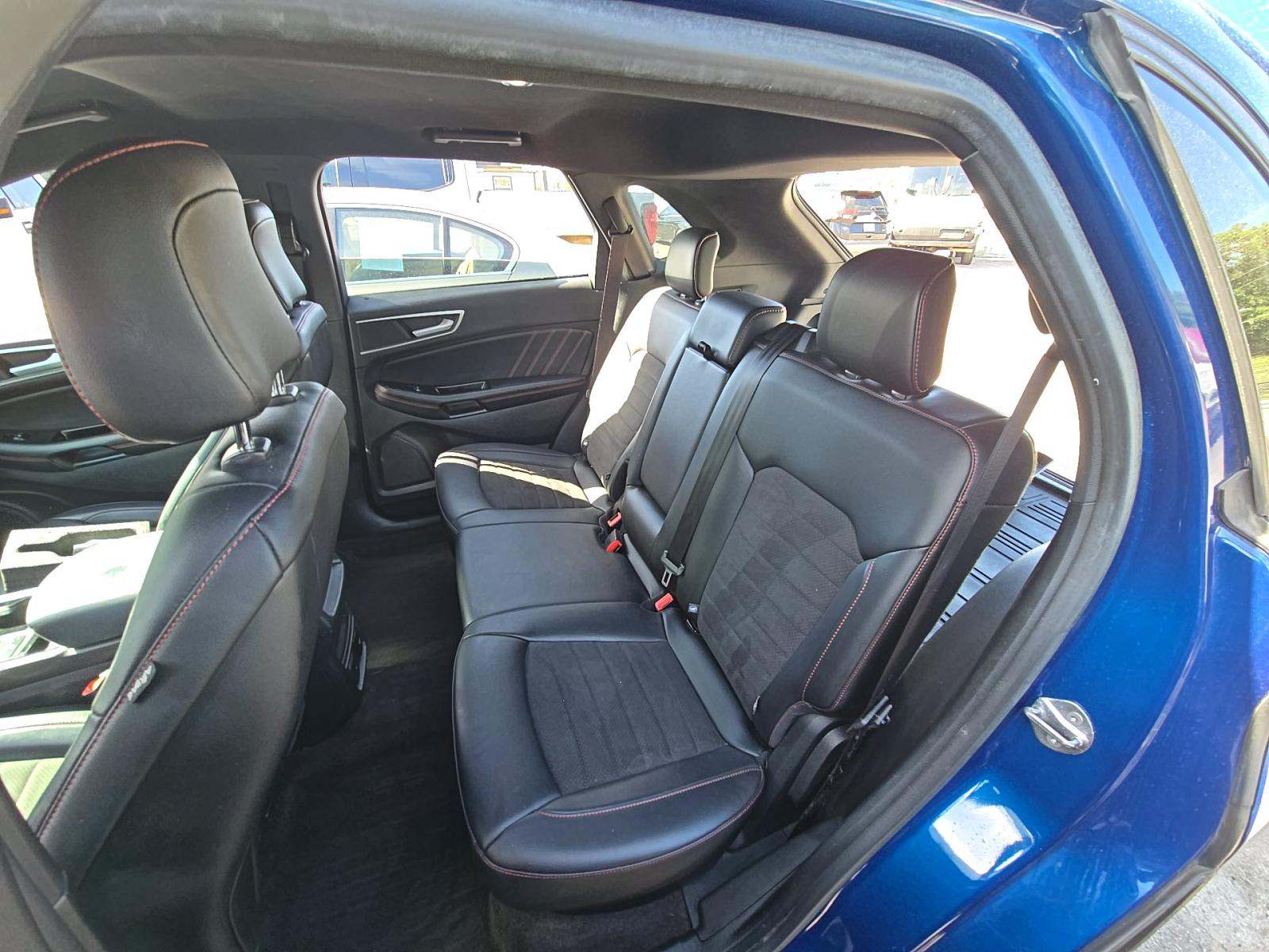 2020 Ford Edge ST-Line FWD