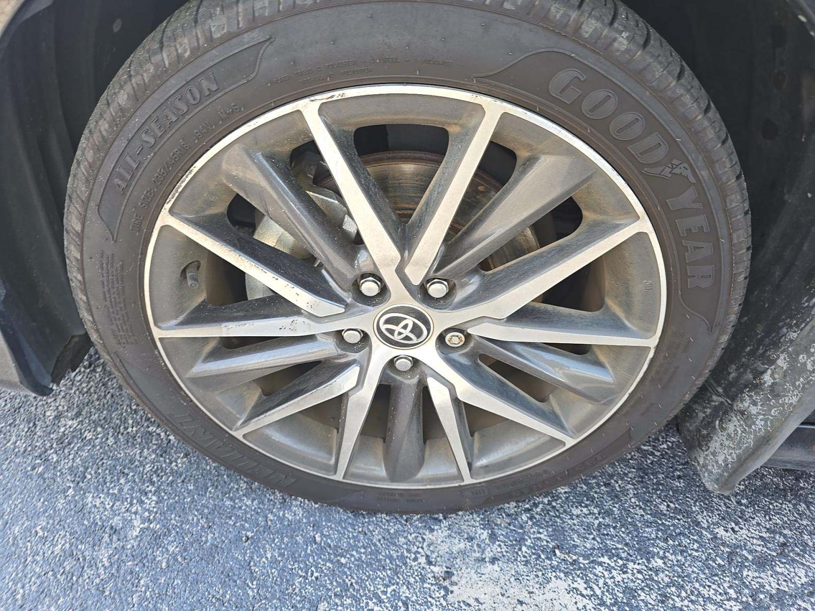 2023 Toyota Camry XLE AWD