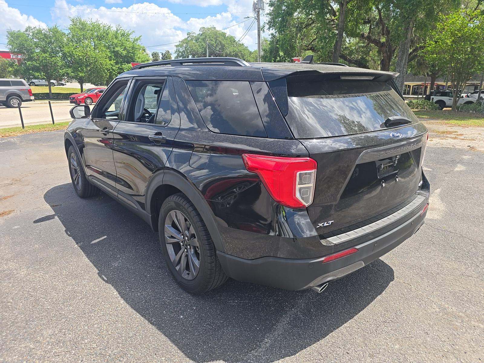 FORD EXPLORER - 2