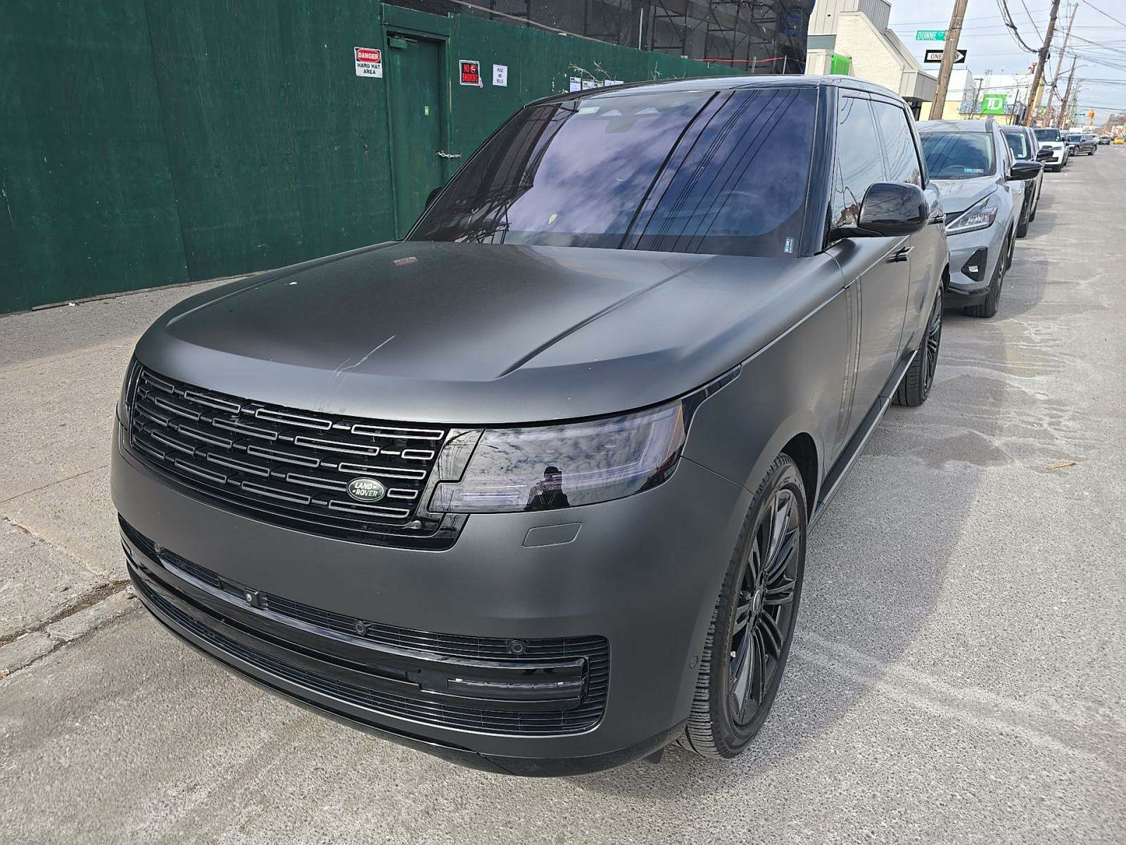 2023 Land Rover Range Rover SE LWB AWD