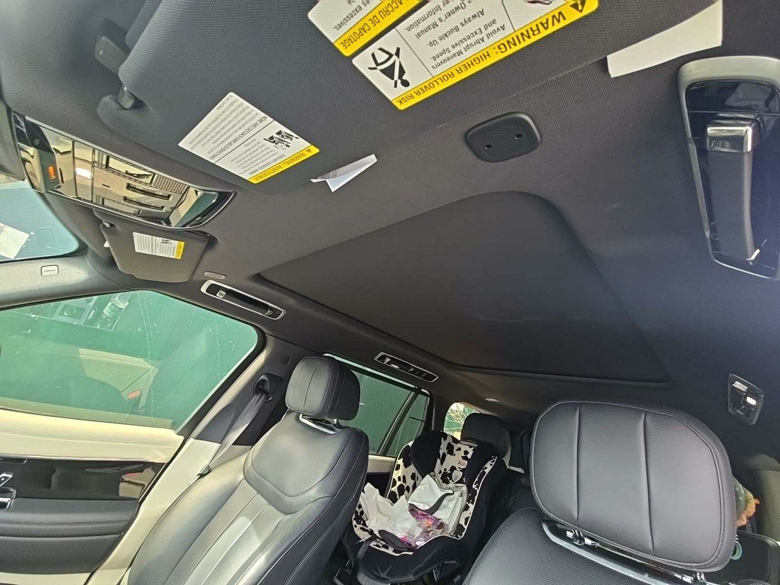 2023 Land Rover Range Rover SE LWB AWD