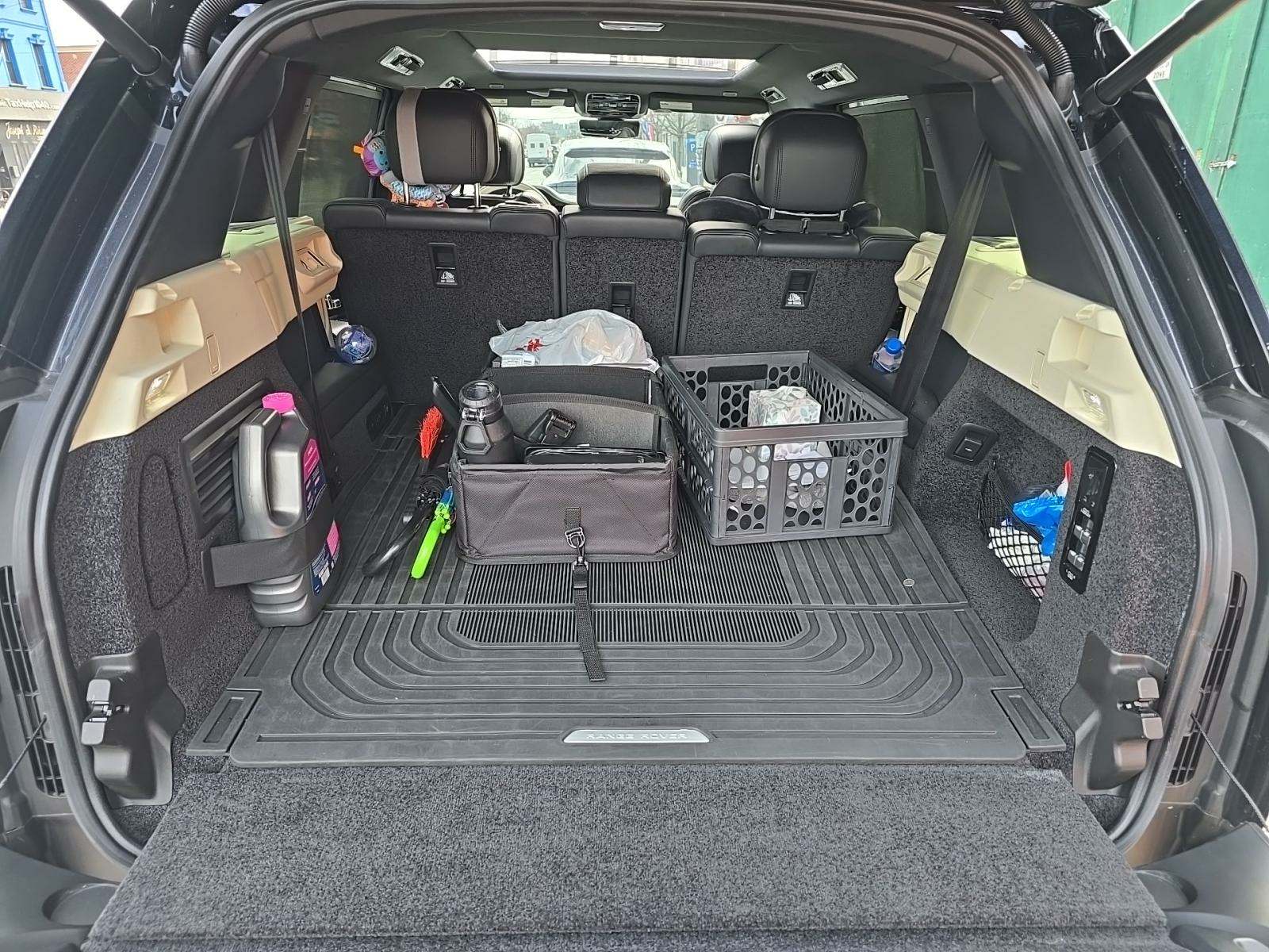 2023 Land Rover Range Rover SE LWB AWD