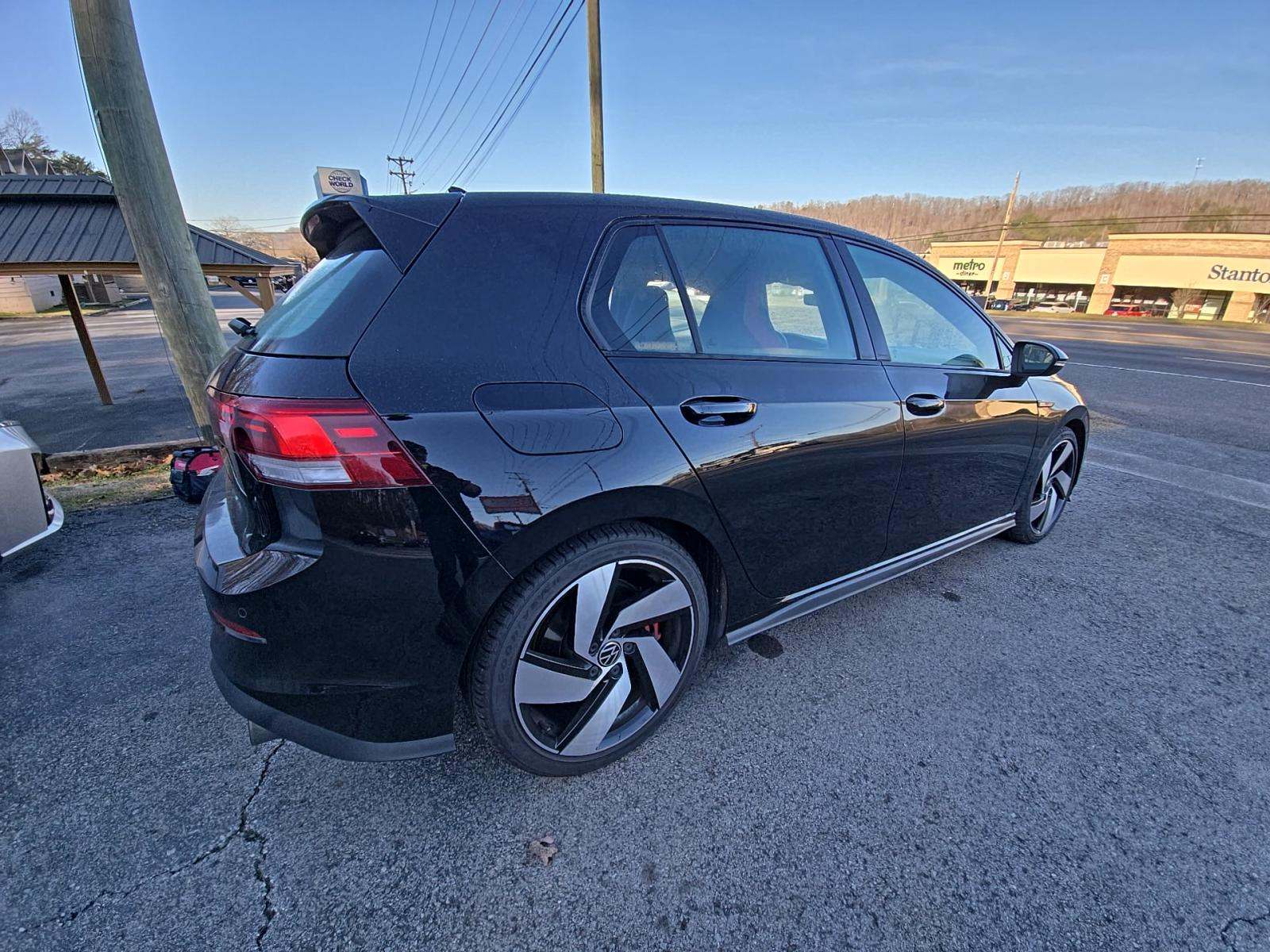 2024 Volkswagen Golf GTI 2.0T S FWD