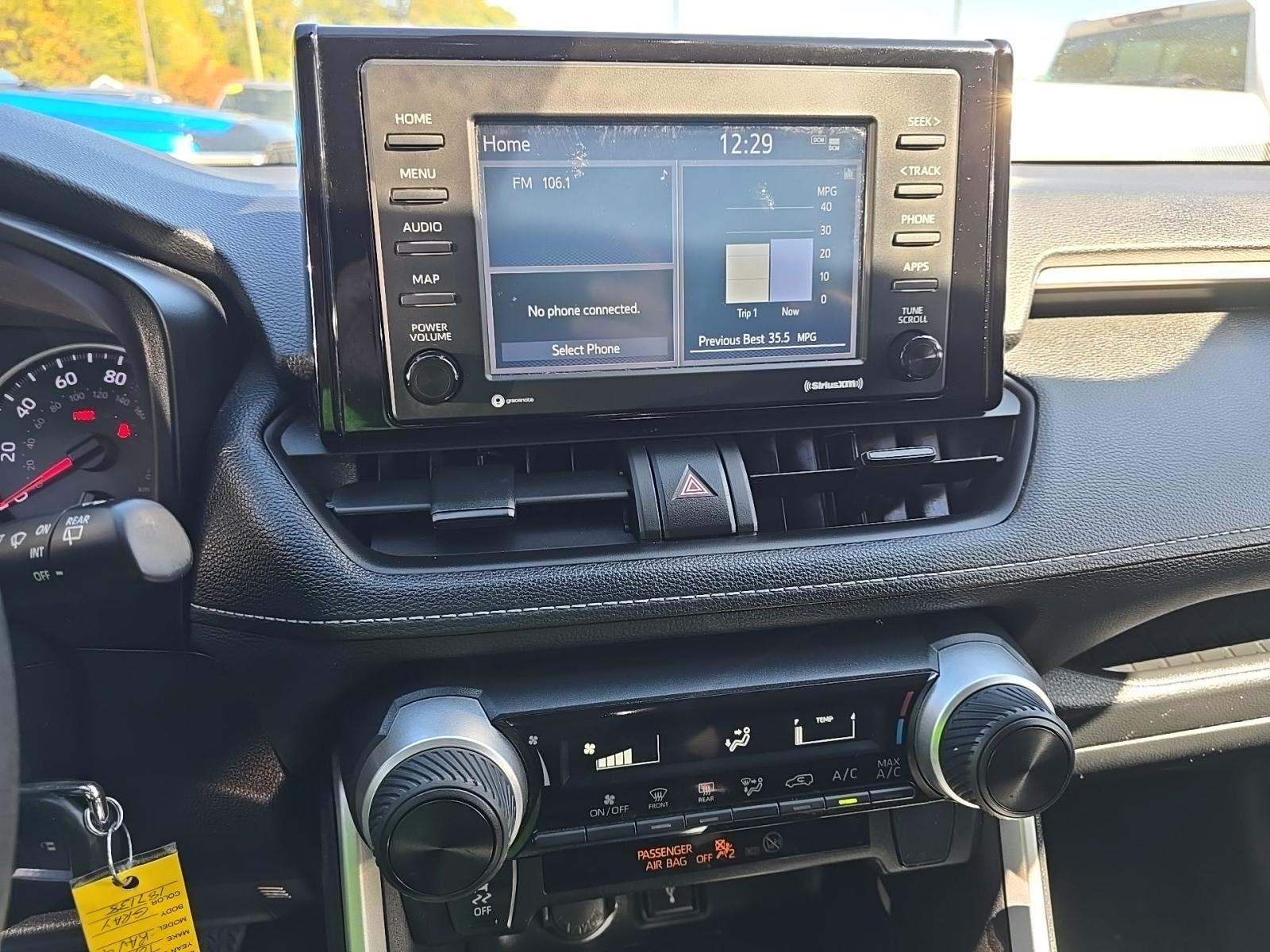 2022 Toyota RAV4 LE FWD