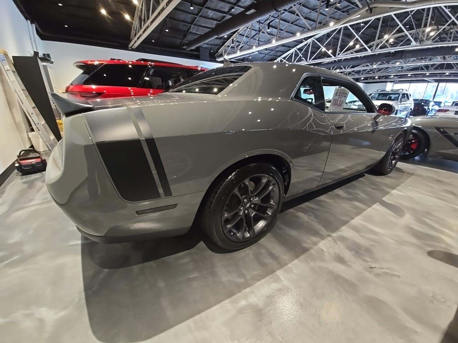 2023 Dodge Challenger R/T Scat Pack RWD