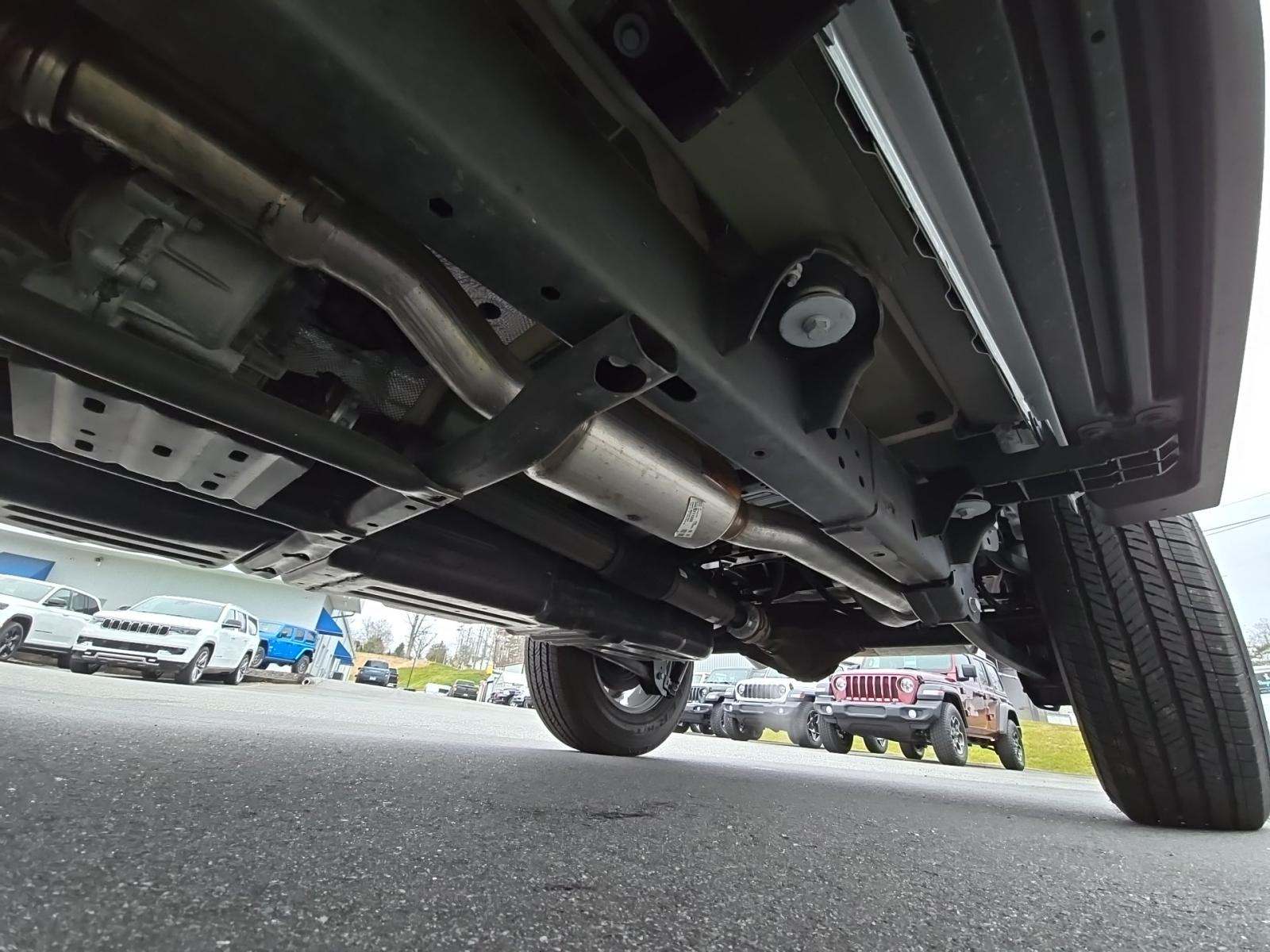 2024 Jeep Wrangler Sahara AWD